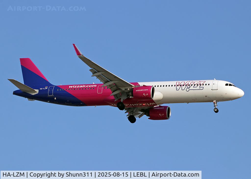 HA-LZM, 2022 Airbus A321-271NX C/N 10930, Landing rwy 24R