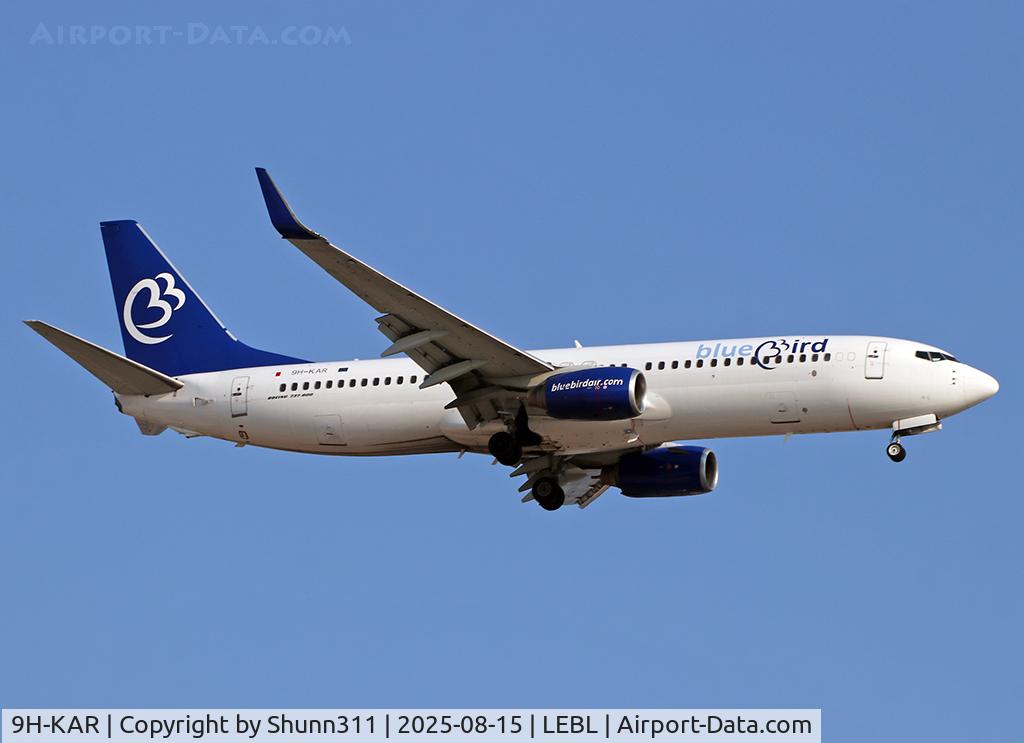 9H-KAR, Boeing 737-86J(WL) C/N 36884 / 3732, Landing rwy 24R 9H-KAR, Boeing 737-86J(WL) C/N 36884 / 3732, Landing rwy 24R