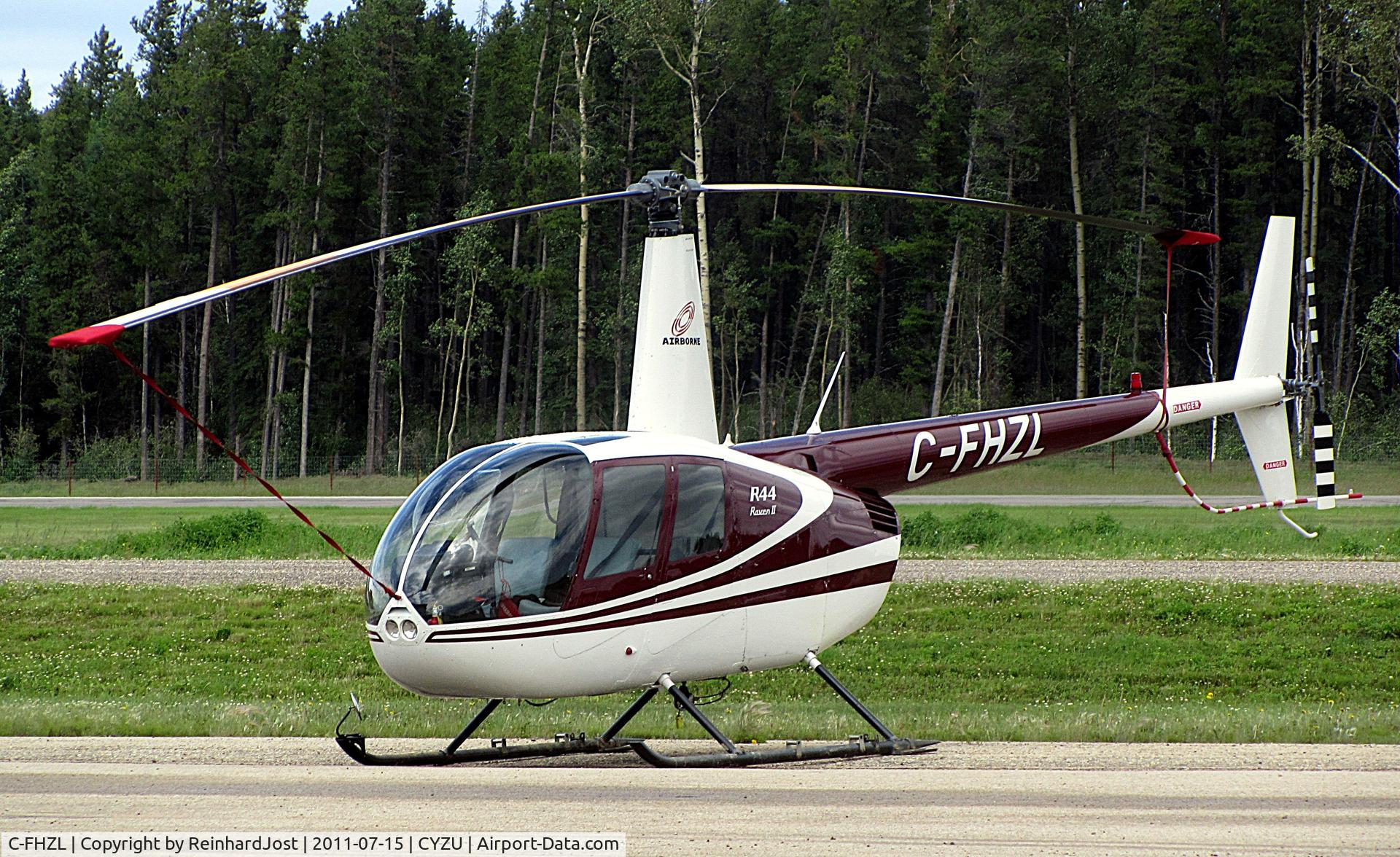 C-FHZL, 2006 Robinson R44 II C/N 11240, Wearing Airborne titles on the mast