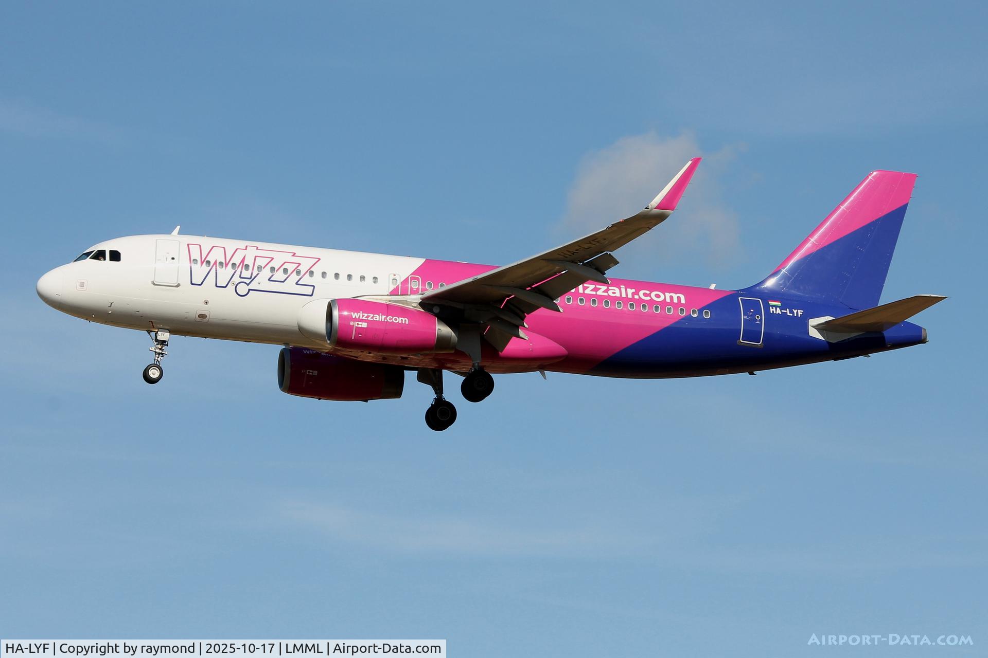 HA-LYF, 2014 Airbus A320-232 C/N 6195, Wizzair Airbus A320-232 reg HA-LYF on approach landing in Malta RW31.