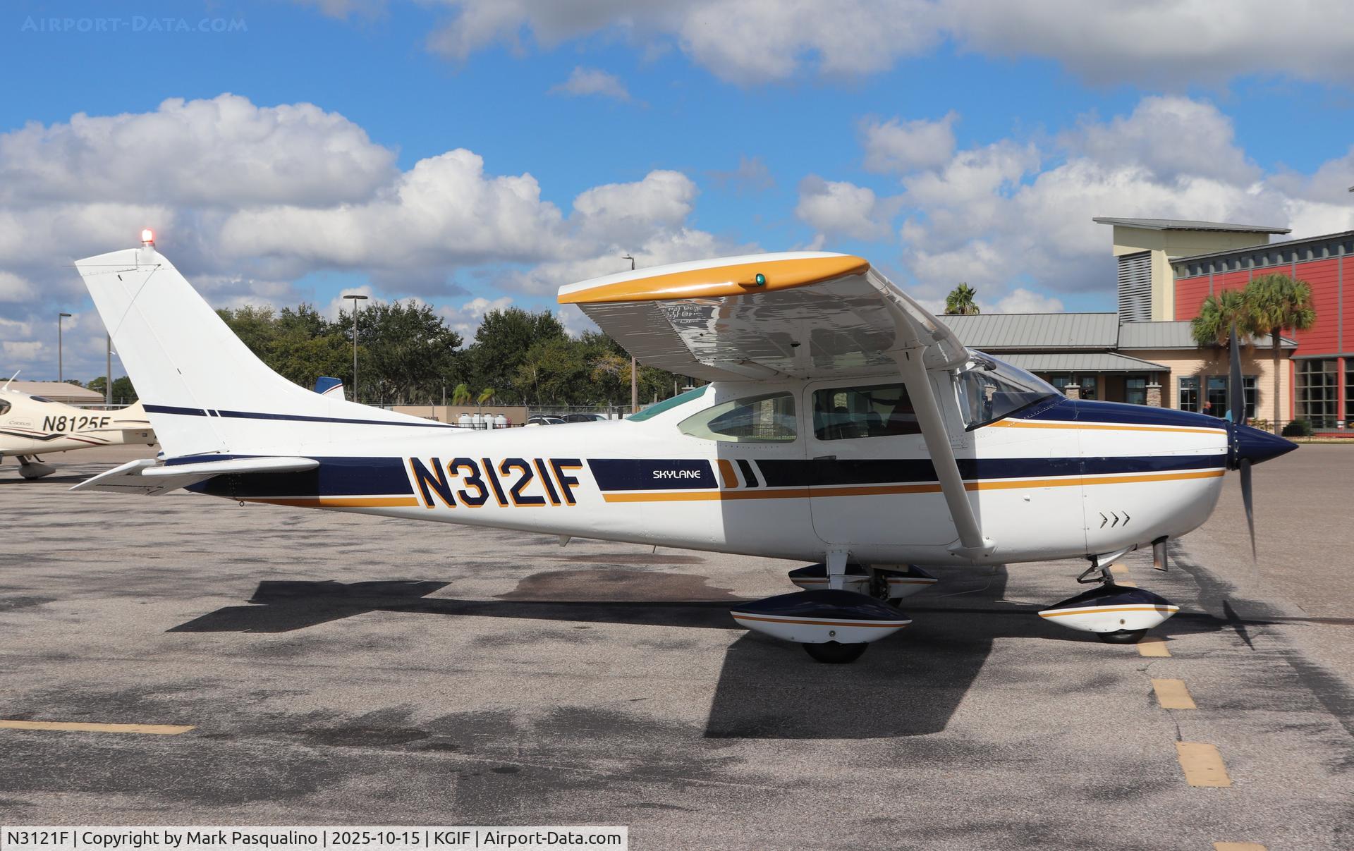 N3121F, 1966 Cessna 182J Skylane C/N 18257221, Cessna 182J