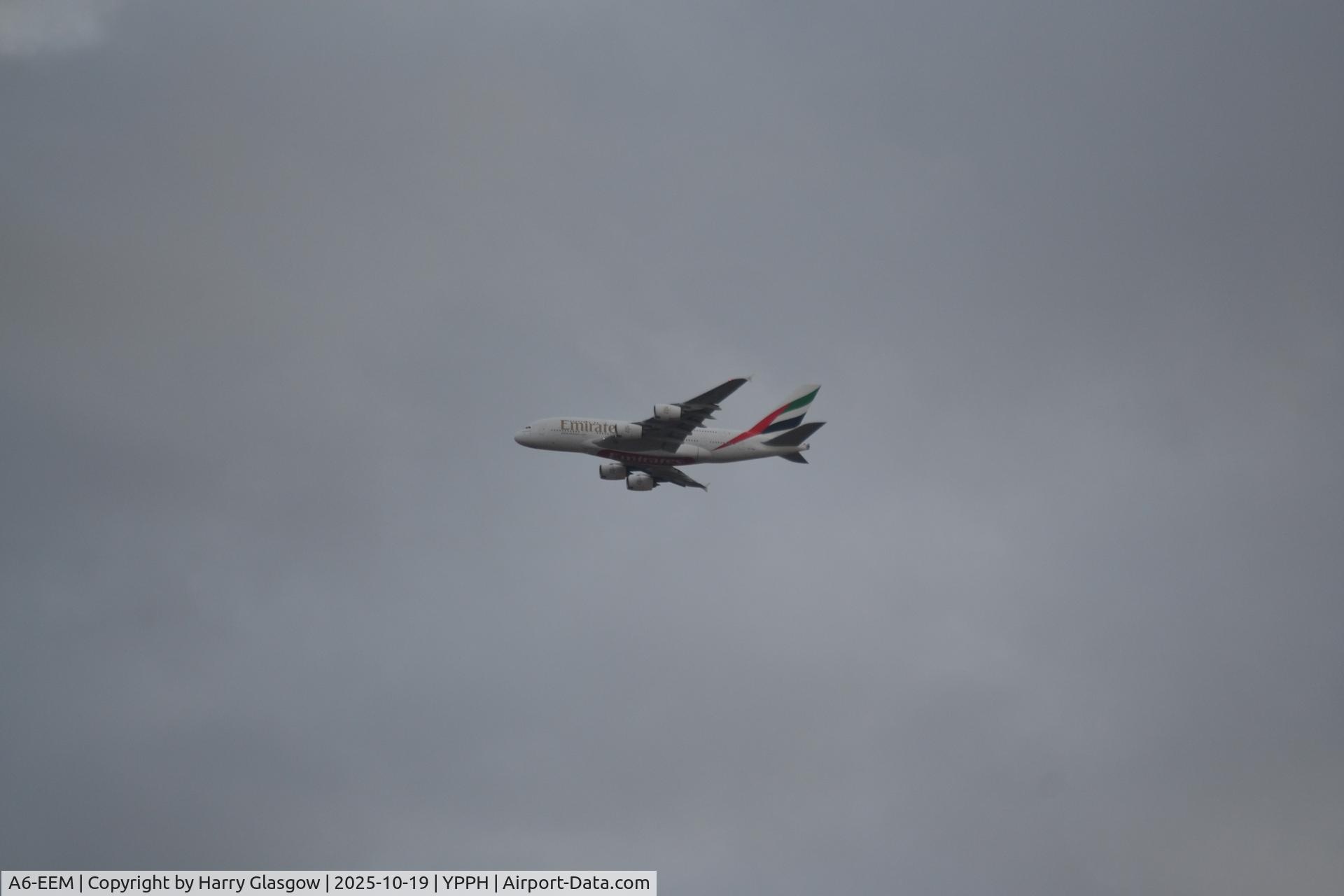 A6-EEM, 2013 Airbus A380-861 C/N 134, On approach to YPPH.