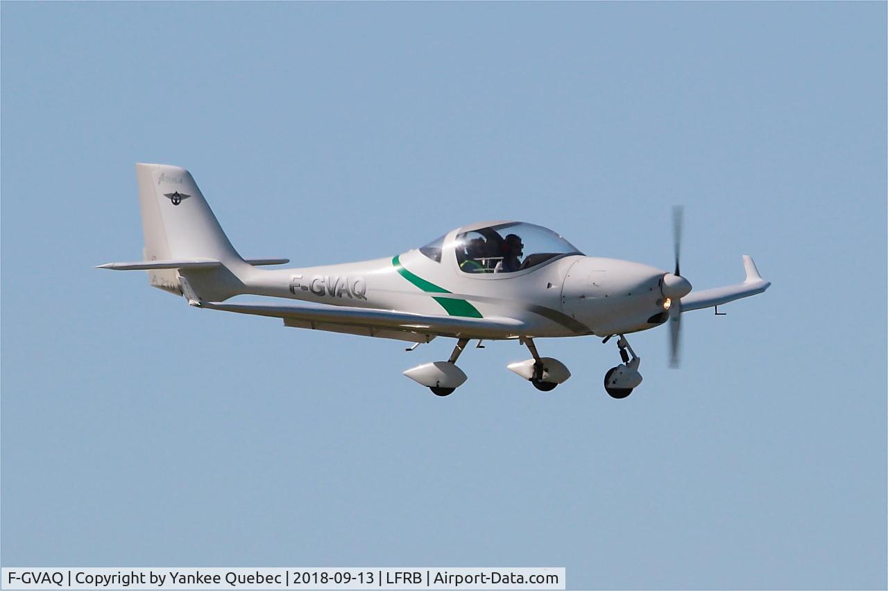 F-GVAQ, Aquila A210 (AT01) C/N AT01-104, Short approach rwy 07R, Brest Bretagne airport (LFRB-BES)