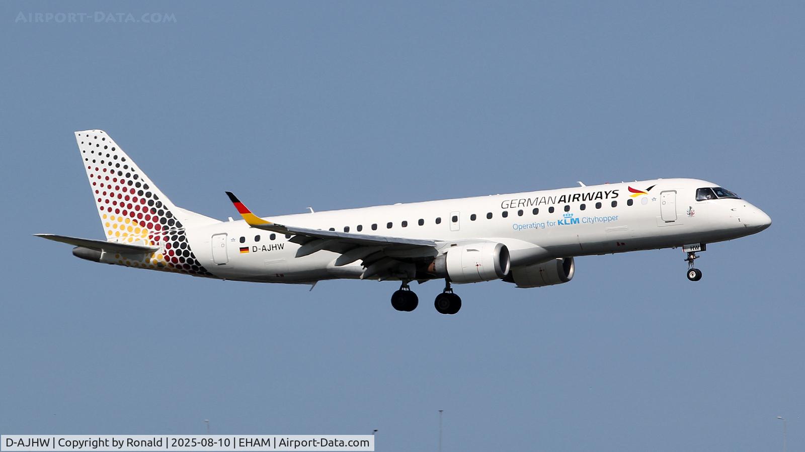 D-AJHW, 2006 Embraer 190LR (ERJ-190-100LR) C/N 19000061, at spl