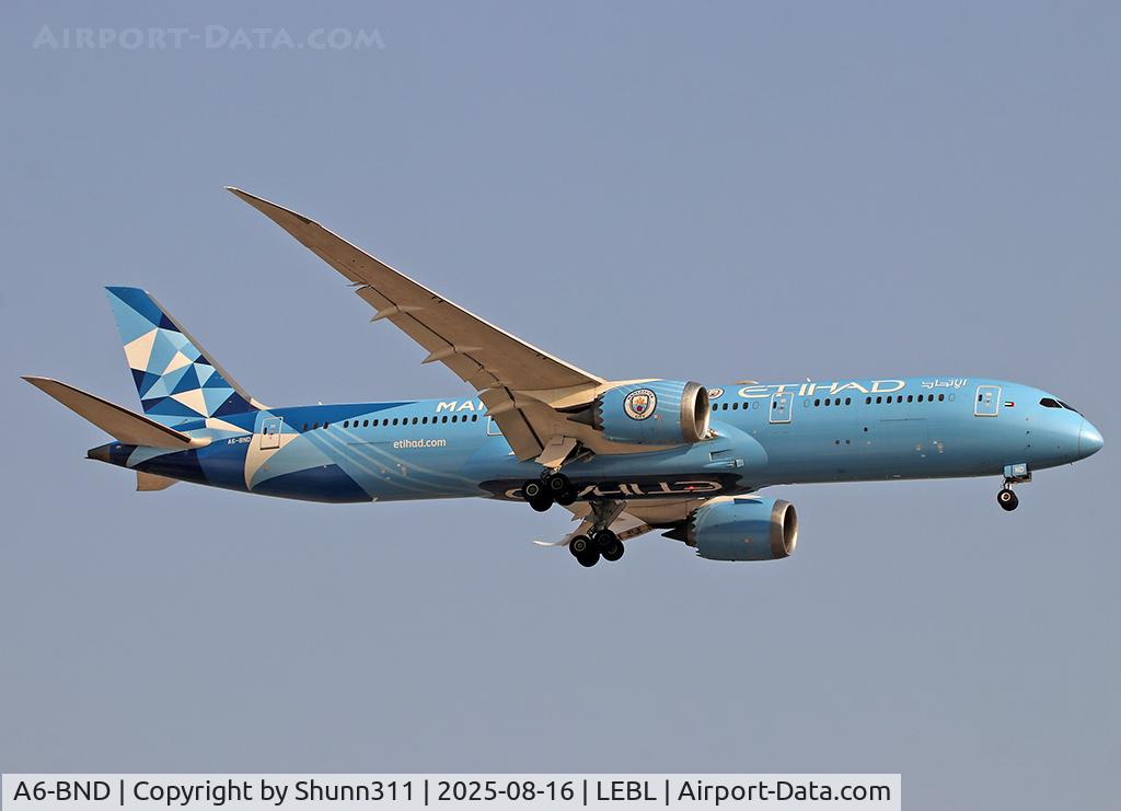 A6-BND, 2019 Boeing 787-9 Dreamliner C/N 42373, Landing rwy 24R in Manchester City c/s