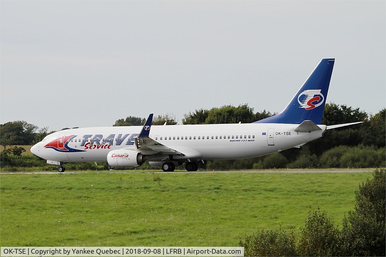 OK-TSE, 2014 Boeing 737-81D C/N 39437, Take off run rwy 25L, Brest Bretagne airport (LFRB-BES)