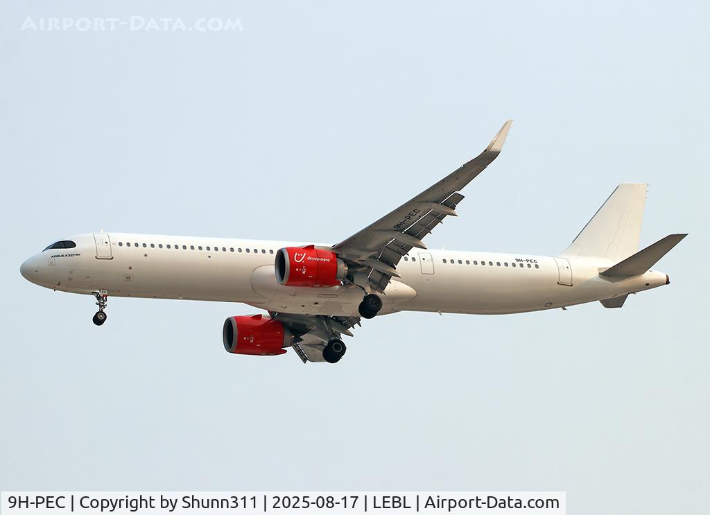 9H-PEC, 2023 Airbus A321-251NX C/N 11345, Landing rwy 24R with only titles on engines 9H-PEC, 2023 Airbus A321-251NX C/N 11345, Landing rwy 24R with only titles on engines