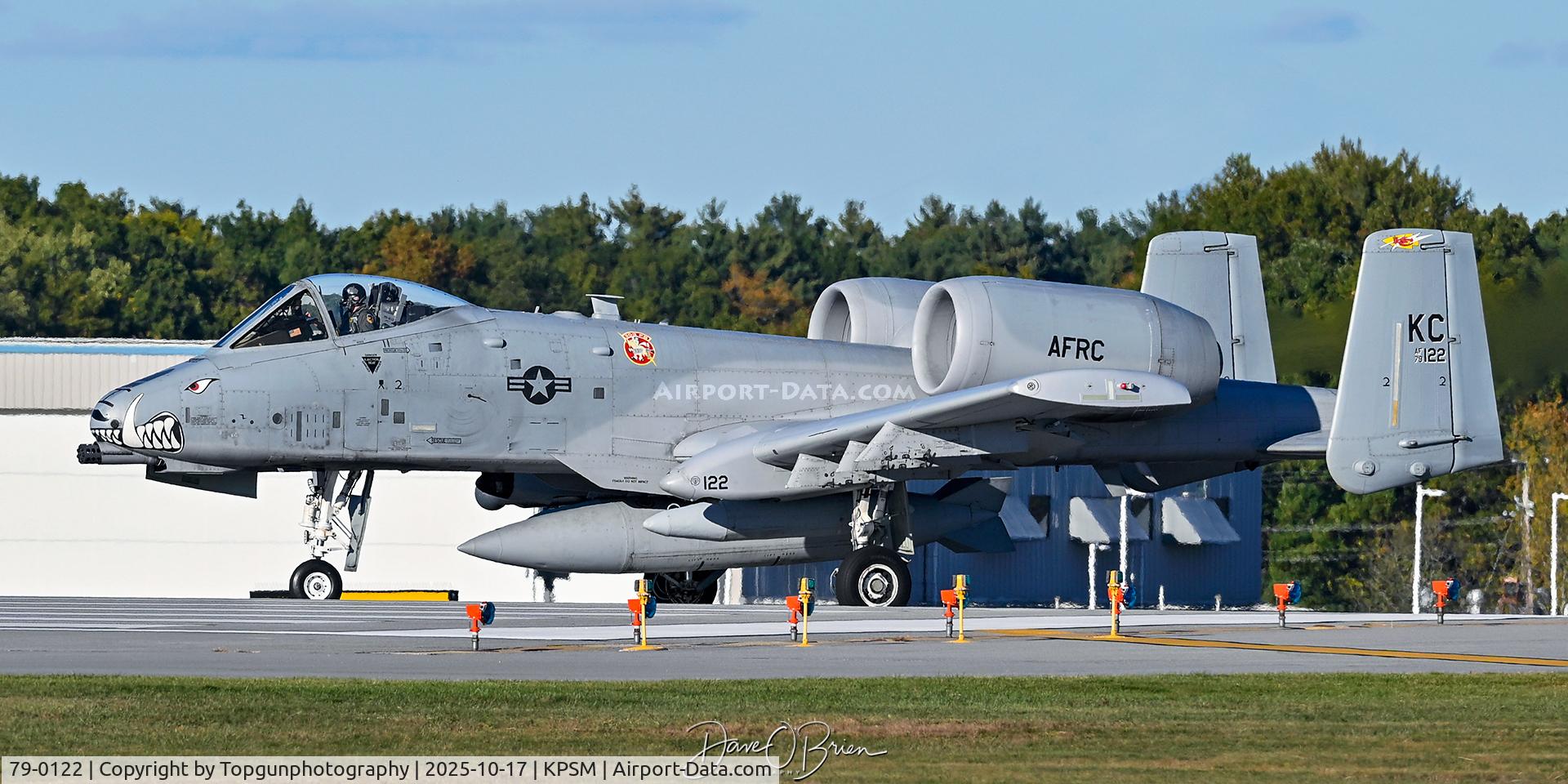 79-0122, 1979 Fairchild Republic A-10C Thunderbolt II C/N A10-0386, TUSK02 heading out after bringing in parts for a broken hog.