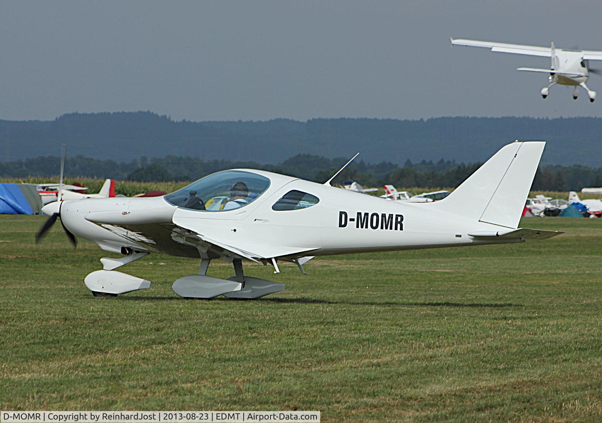 D-MOMR, 2013 BRM Aero NG-5 Bristell C/N 057, All white at Tannkosh 2013 D-MOMR, 2013 BRM Aero NG-5 Bristell C/N 057, All white at Tannkosh 2013