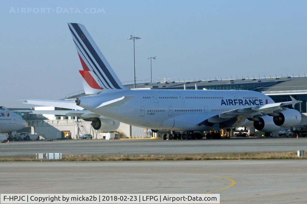F-HPJC, 2009 Airbus A380-861 C/N 043, Parked
