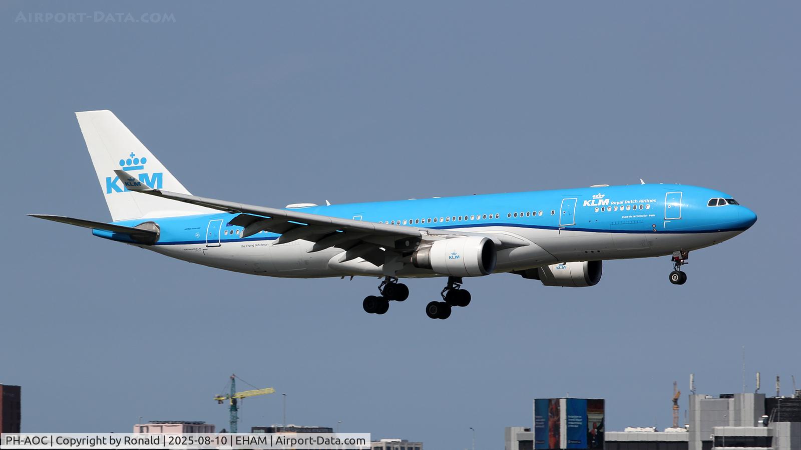 PH-AOC, 2005 Airbus A330-203 C/N 703, at spl