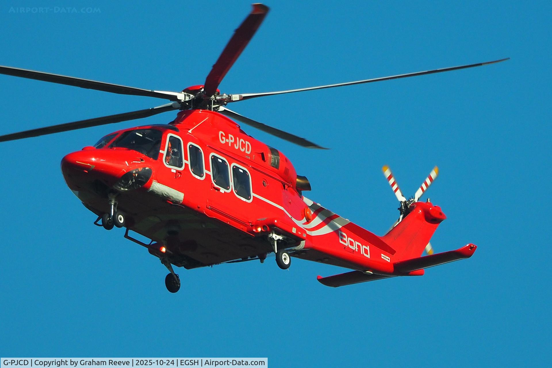 G-PJCD, 2012 AgustaWestland AW-139 C/N 31385, Landing at Norwich. G-PJCD, 2012 AgustaWestland AW-139 C/N 31385, Landing at Norwich.