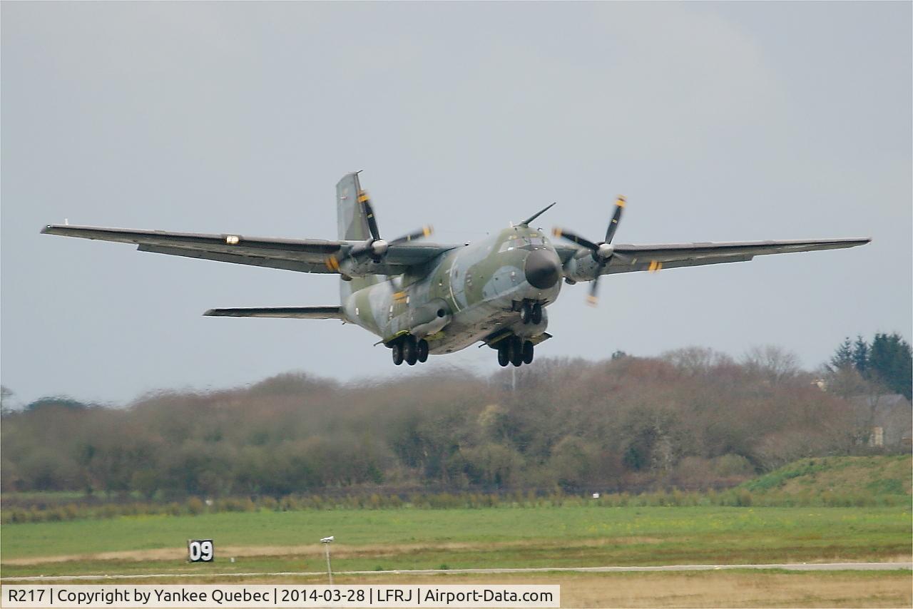 R217, Transall C-160R C/N 220, Landivisiau Naval Air Base (LFRJ-LDV) R217, Transall C-160R C/N 220, Landivisiau Naval Air Base (LFRJ-LDV)