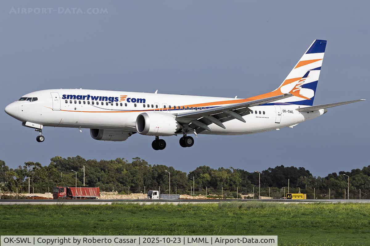 OK-SWL, 2019 Boeing 737-8 MAX C/N 43565, Runway 31 OK-SWL, 2019 Boeing 737-8 MAX C/N 43565, Runway 31