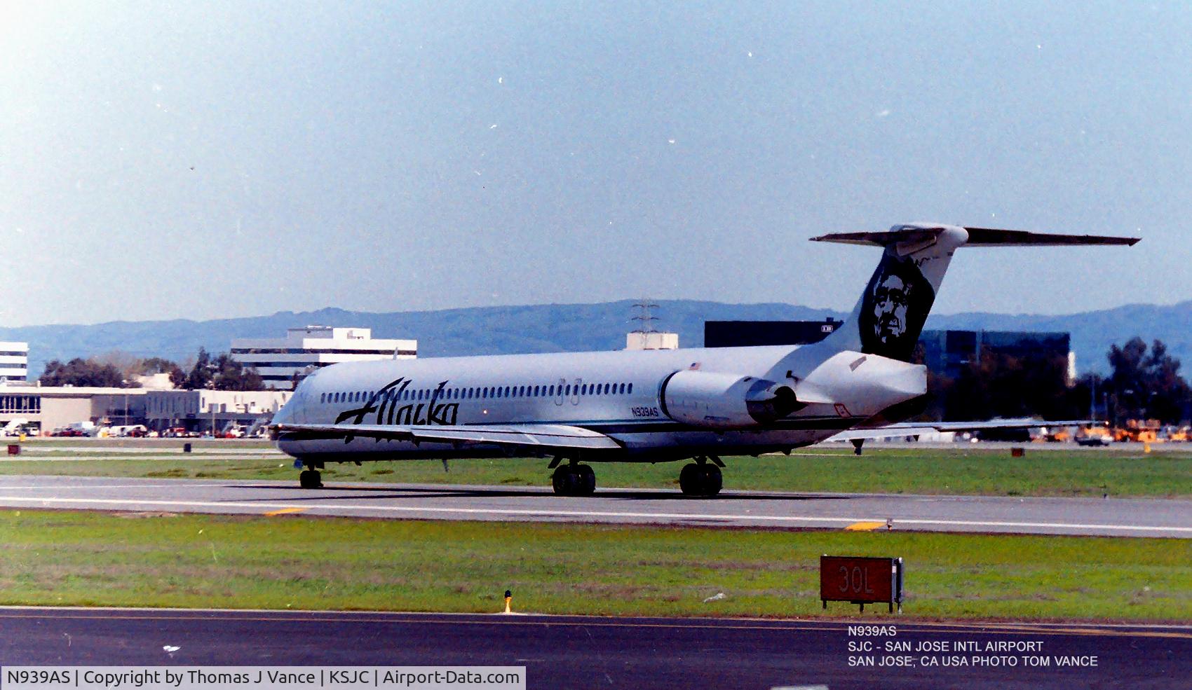 N939AS, 1987 McDonnell Douglas MD-83 (DC-9-83) C/N 49657, N939AS Departing San Jose Intl ( SJC) for Seattle or Portland  phot date apprx early 1990s