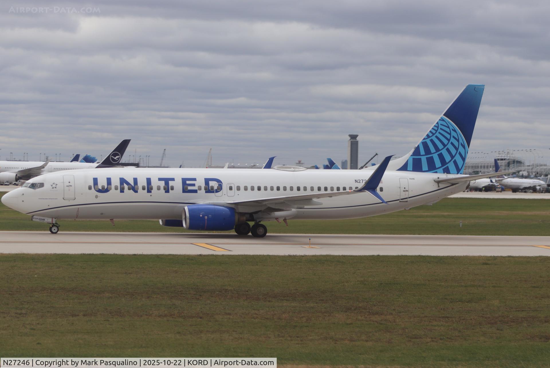 N27246, 1999 Boeing 737-824 C/N 28956, Boeing 737-824