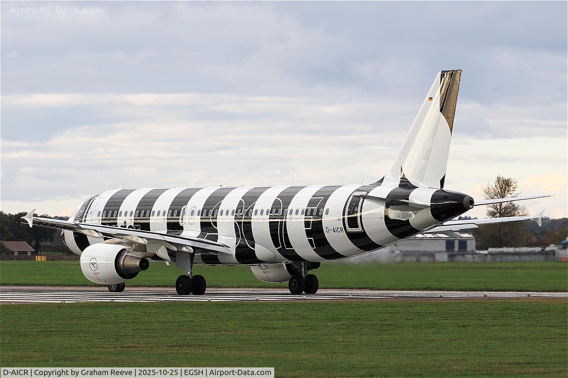 D-AICR, 2010 Airbus A320-214 C/N 4463, Departing from Norwich. D-AICR, 2010 Airbus A320-214 C/N 4463, Departing from Norwich.
