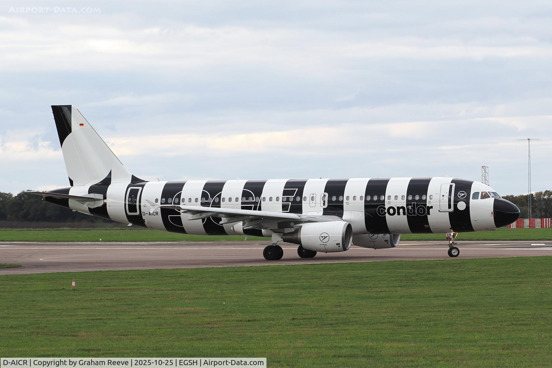 D-AICR, 2010 Airbus A320-214 C/N 4463, Departing from Norwich. D-AICR, 2010 Airbus A320-214 C/N 4463, Departing from Norwich.