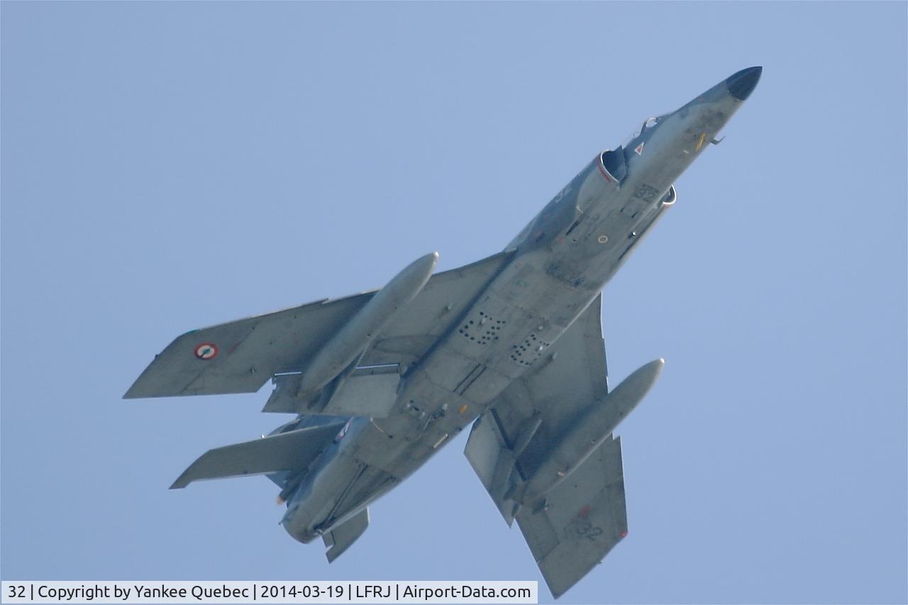 32, Dassault Super Etendard C/N 32, Super Etendard SEM, Landivisiau Naval Air Base (LFRJ-LDV) 32, Dassault Super Etendard C/N 32, Super Etendard SEM, Landivisiau Naval Air Base (LFRJ-LDV)
