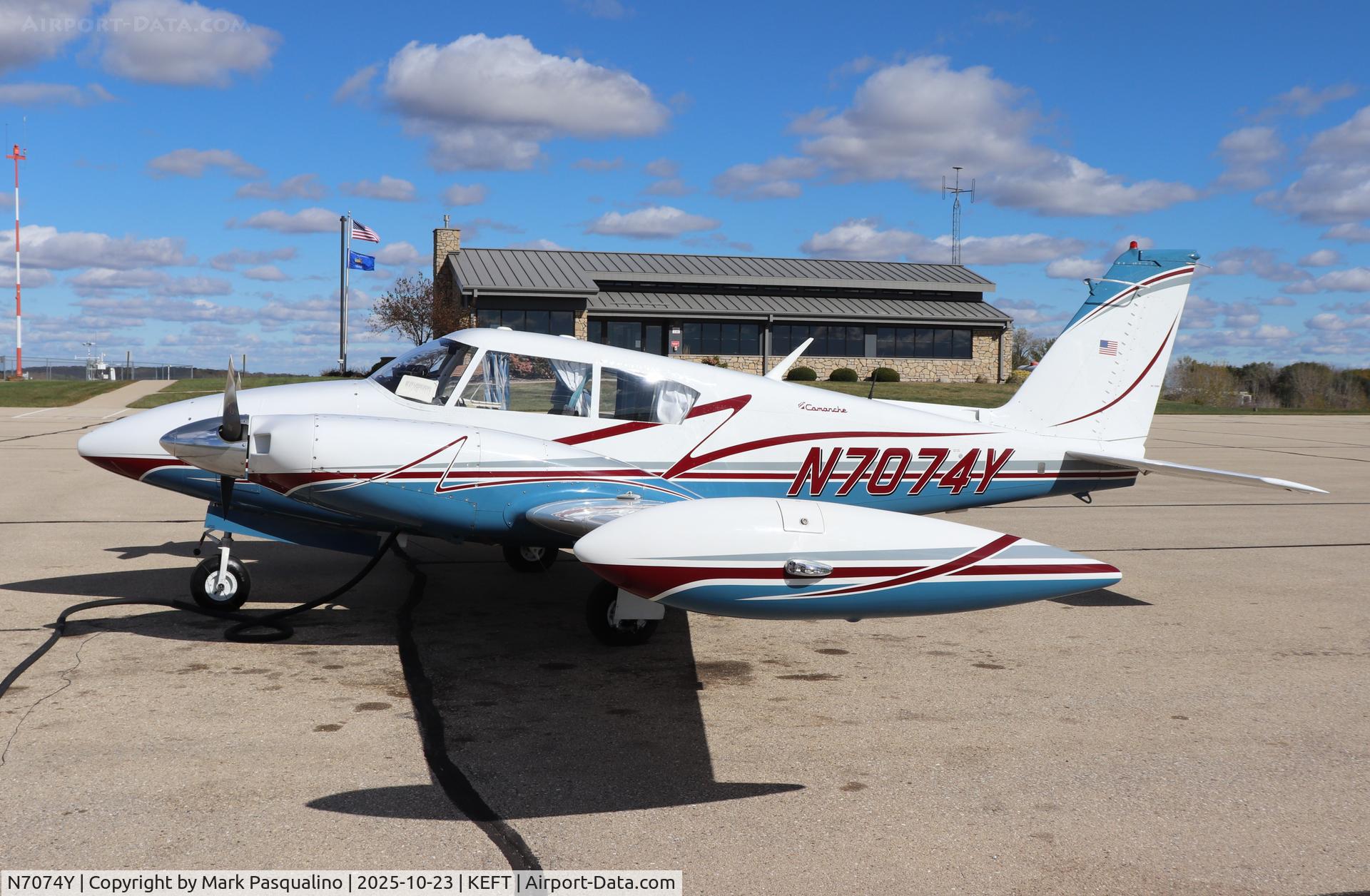 N7074Y, 1963 Piper PA-30 Twin Comanche C/N 30-87, Piper PA-30 N7074Y, 1963 Piper PA-30 Twin Comanche C/N 30-87, Piper PA-30