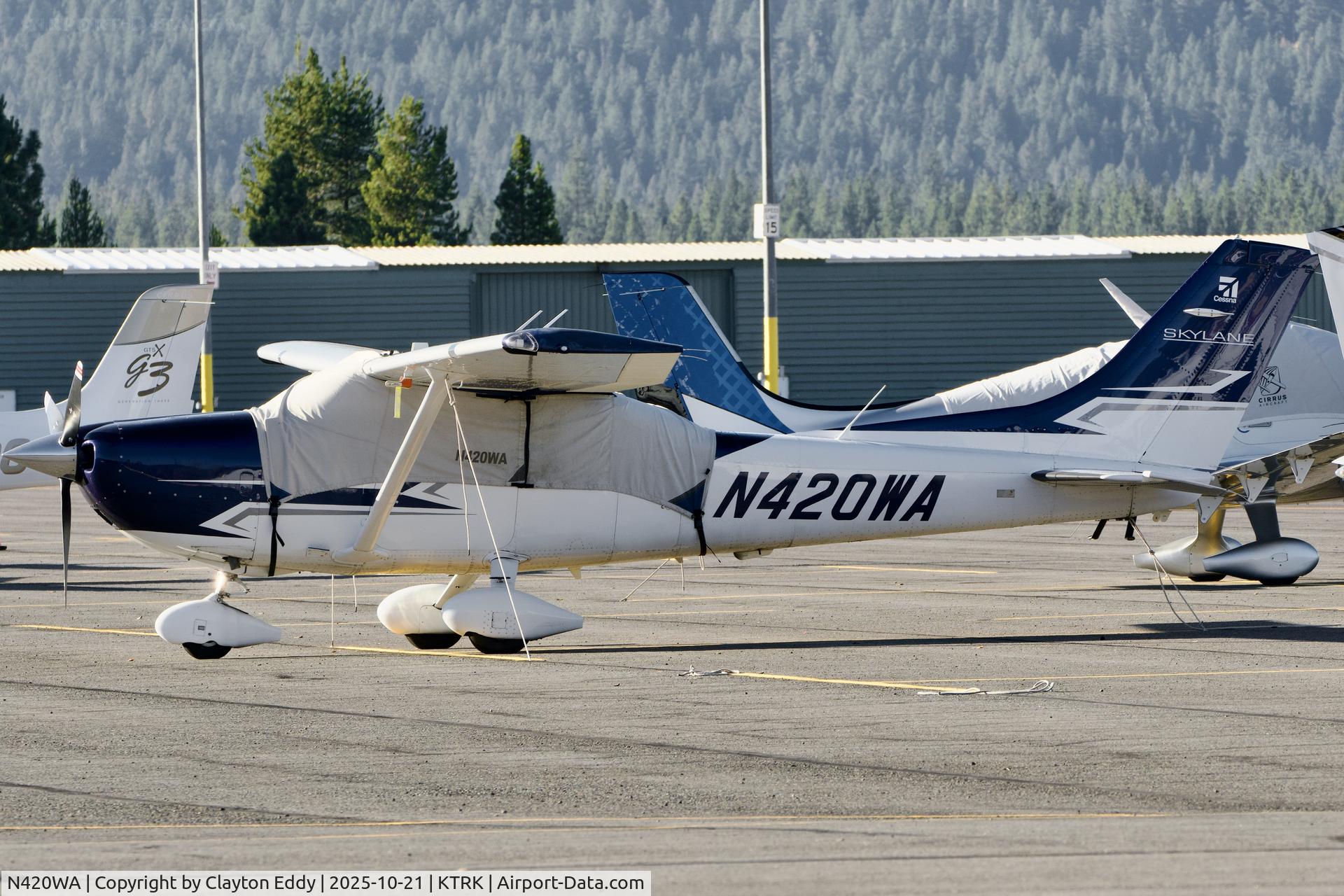 N420WA, 2017 Cessna 182T Skylane C/N 18283027, Truckee Tahoe airport in California 2025