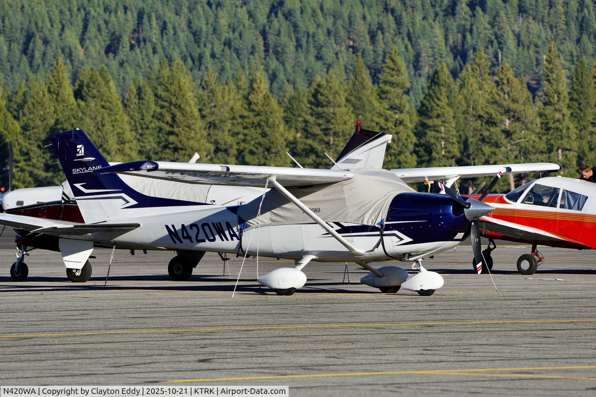 N420WA, 2017 Cessna 182T Skylane C/N 18283027, Truckee Tahoe airport in California 2025