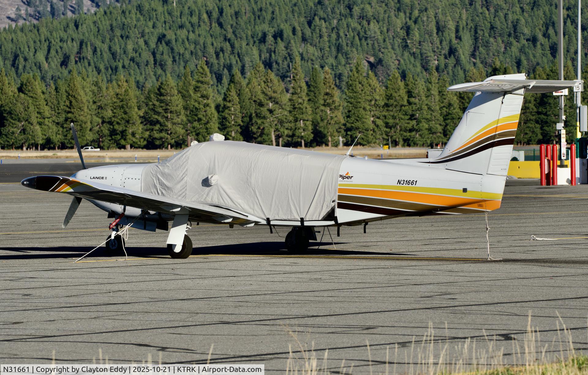 N31661, 1978 Piper PA-32RT-300 C/N 32R-7885117, Truckee Tahoe airport in California 2025 N31661, 1978 Piper PA-32RT-300 C/N 32R-7885117, Truckee Tahoe airport in California 2025