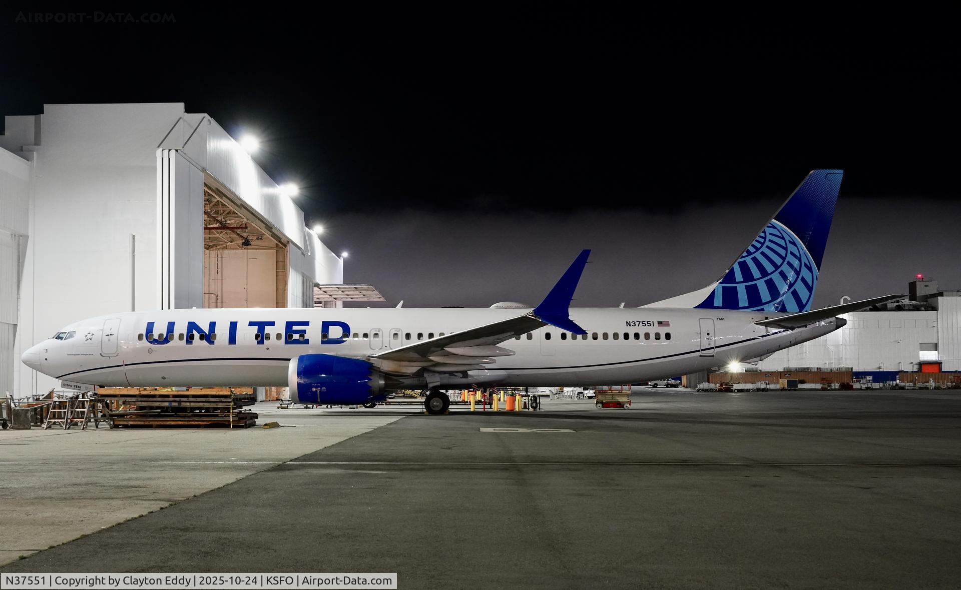 N37551, 2023 Boeing 737-9 MAX C/N 67181, SFO 2025 N37551, 2023 Boeing 737-9 MAX C/N 67181, SFO 2025
