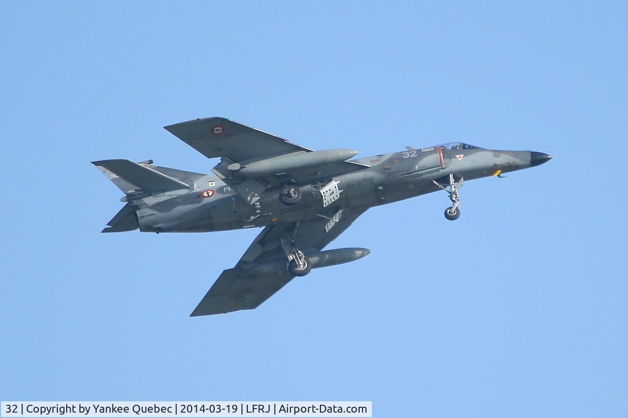 32, Dassault Super Etendard C/N 32, Dassault Super Etendard SEM, Landivisiau Naval Air Base (LFRJ-LDV) 32, Dassault Super Etendard C/N 32, Dassault Super Etendard SEM, Landivisiau Naval Air Base (LFRJ-LDV)