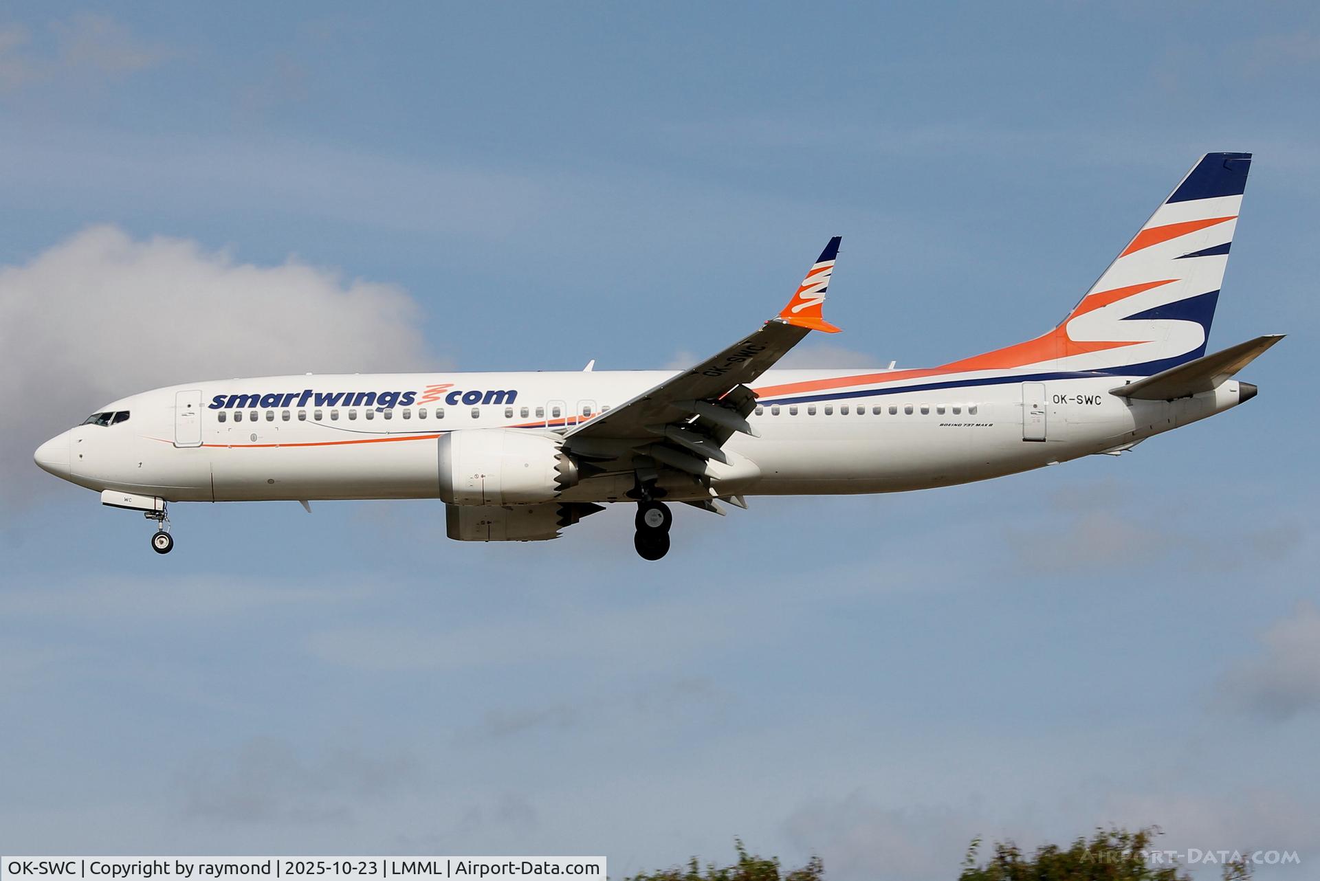 OK-SWC, 2018 Boeing 737-8 MAX C/N 43296, Boeing 737-8 MAX reg OK-SWC of Smartwings on final approach for RW31 landing in Malta.