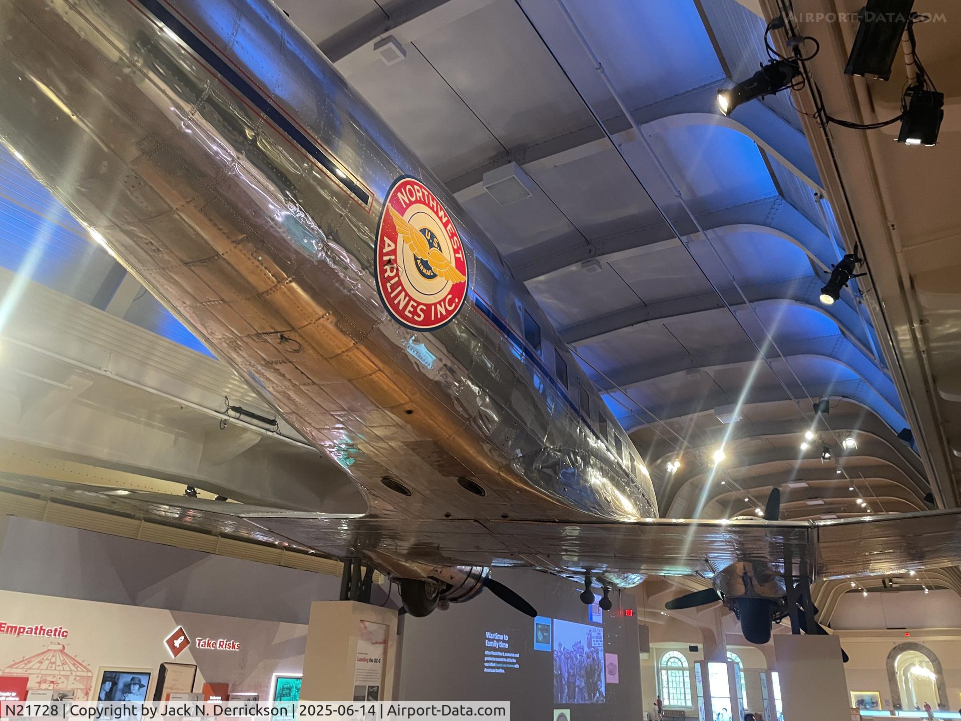 N21728, 1939 Douglas DC-3-G202A C/N 2144, DC-3 N21728, 1939 Douglas DC-3-G202A C/N 2144, DC-3