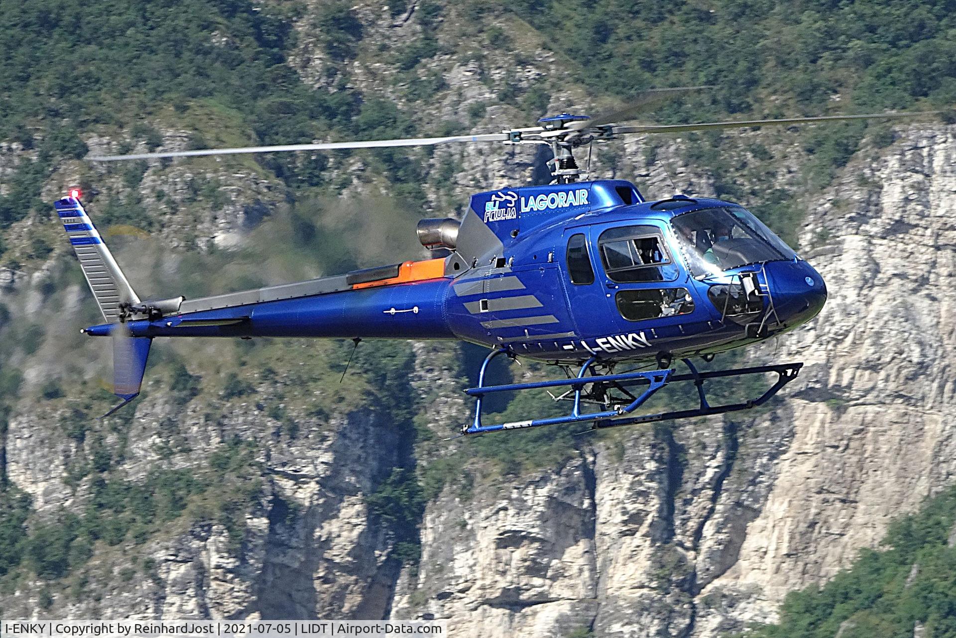 I-ENKY, 2010 Eurocopter AS-350B-3 Ecureuil Ecureuil C/N 4910, Ecureuil with Lagorair - Friuli titles arriving at Trento Aeroporte, Italy I-ENKY, 2010 Eurocopter AS-350B-3 Ecureuil Ecureuil C/N 4910, Ecureuil with Lagorair - Friuli titles arriving at Trento Aeroporte, Italy