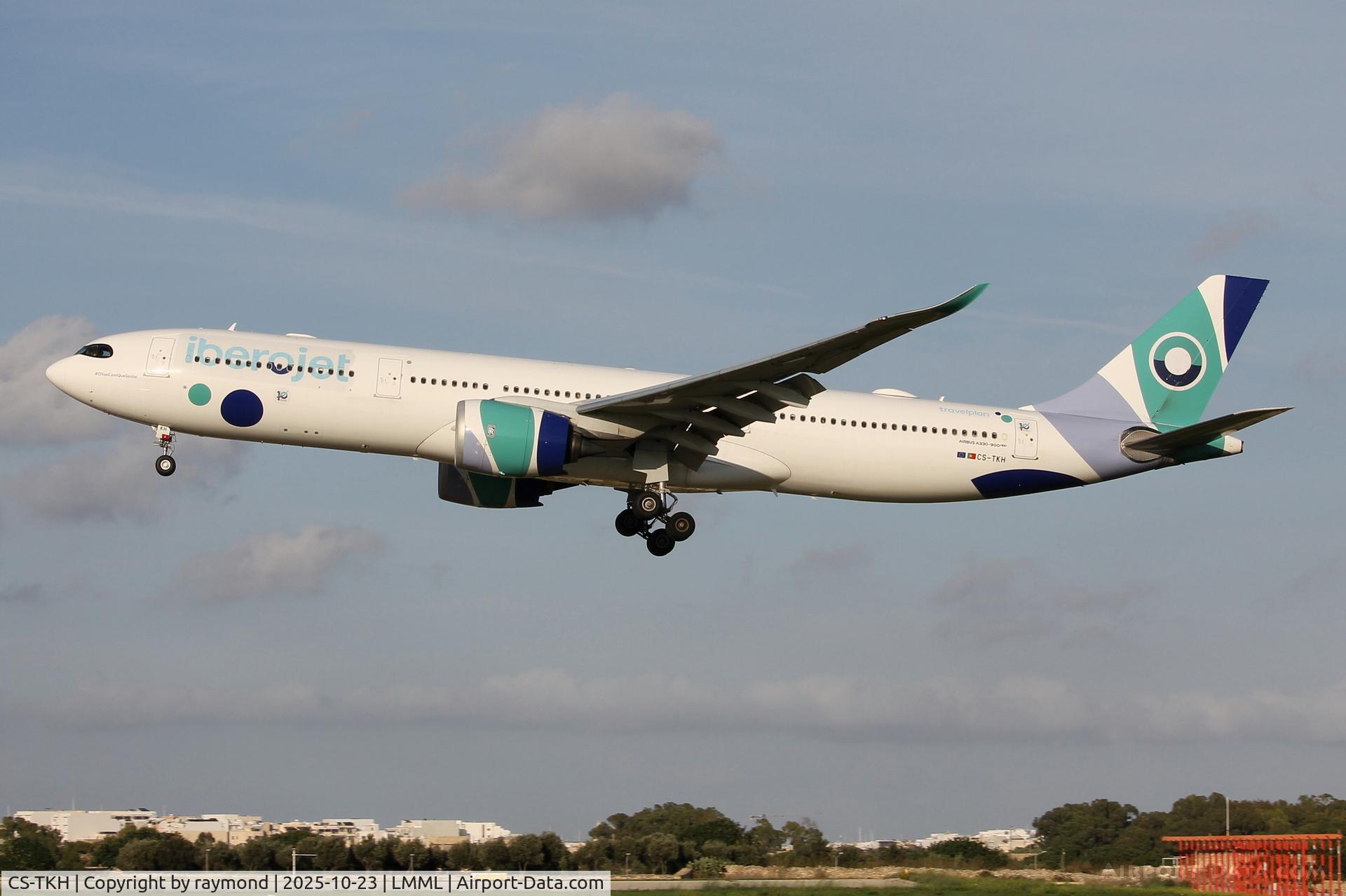 CS-TKH, 2020 Airbus A330-941 C/N 1963, Iberojet Airbus A330-941 reg CS-TKH on short finals to RW31 in Malta performing a chartered flight.