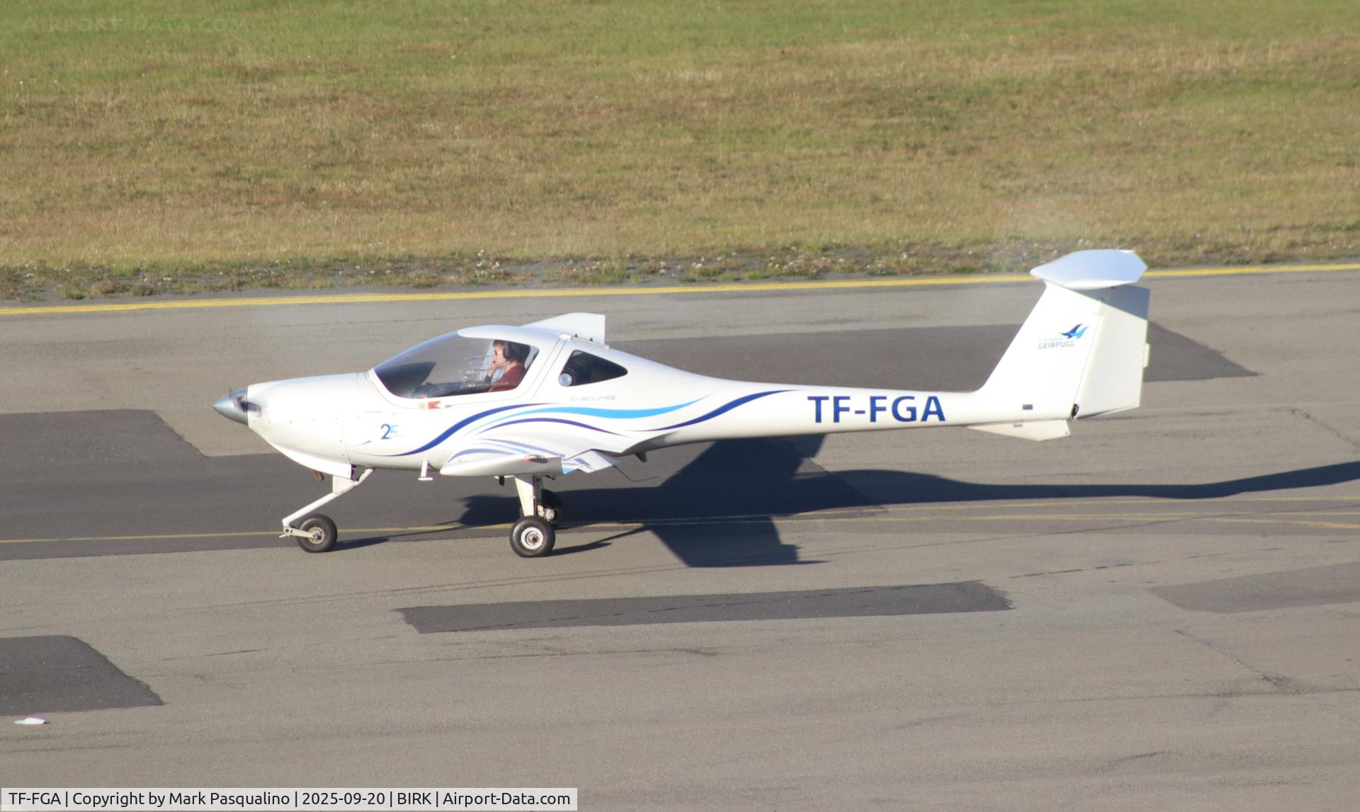 TF-FGA, 2004 Diamond DA-20C-1 Eclipse C/N C0282, Diamond DA-20C-1 TF-FGA, 2004 Diamond DA-20C-1 Eclipse C/N C0282, Diamond DA-20C-1
