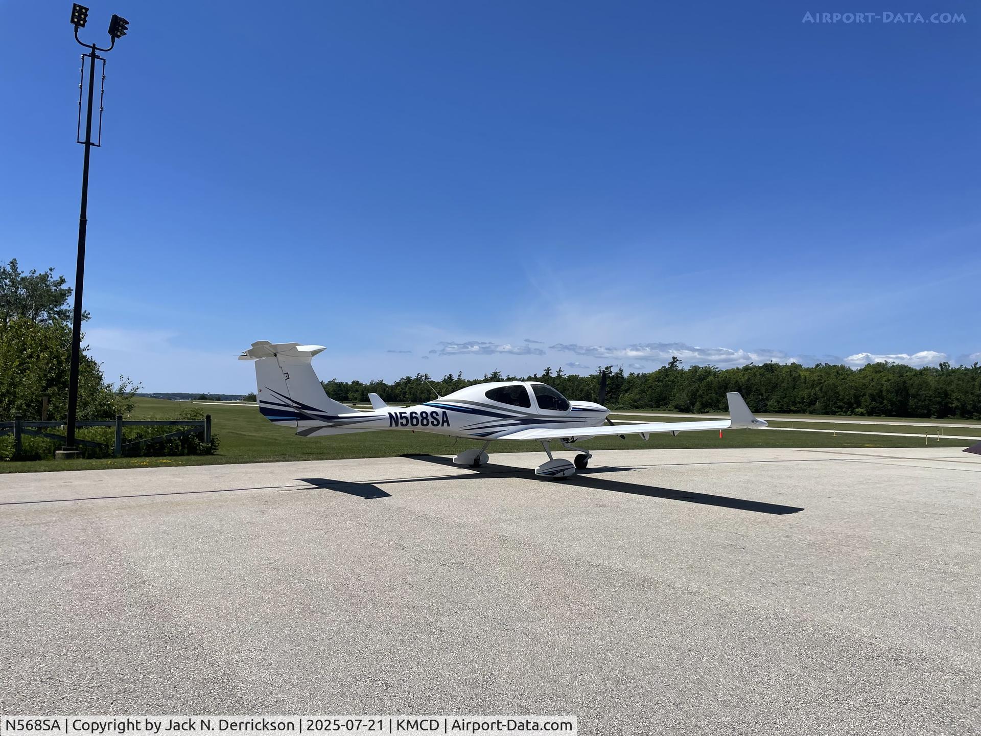 N568SA, 2023 Diamond DA 40 NG C/N 40.NC236, Mackinac Island N568SA, 2023 Diamond DA 40 NG C/N 40.NC236, Mackinac Island