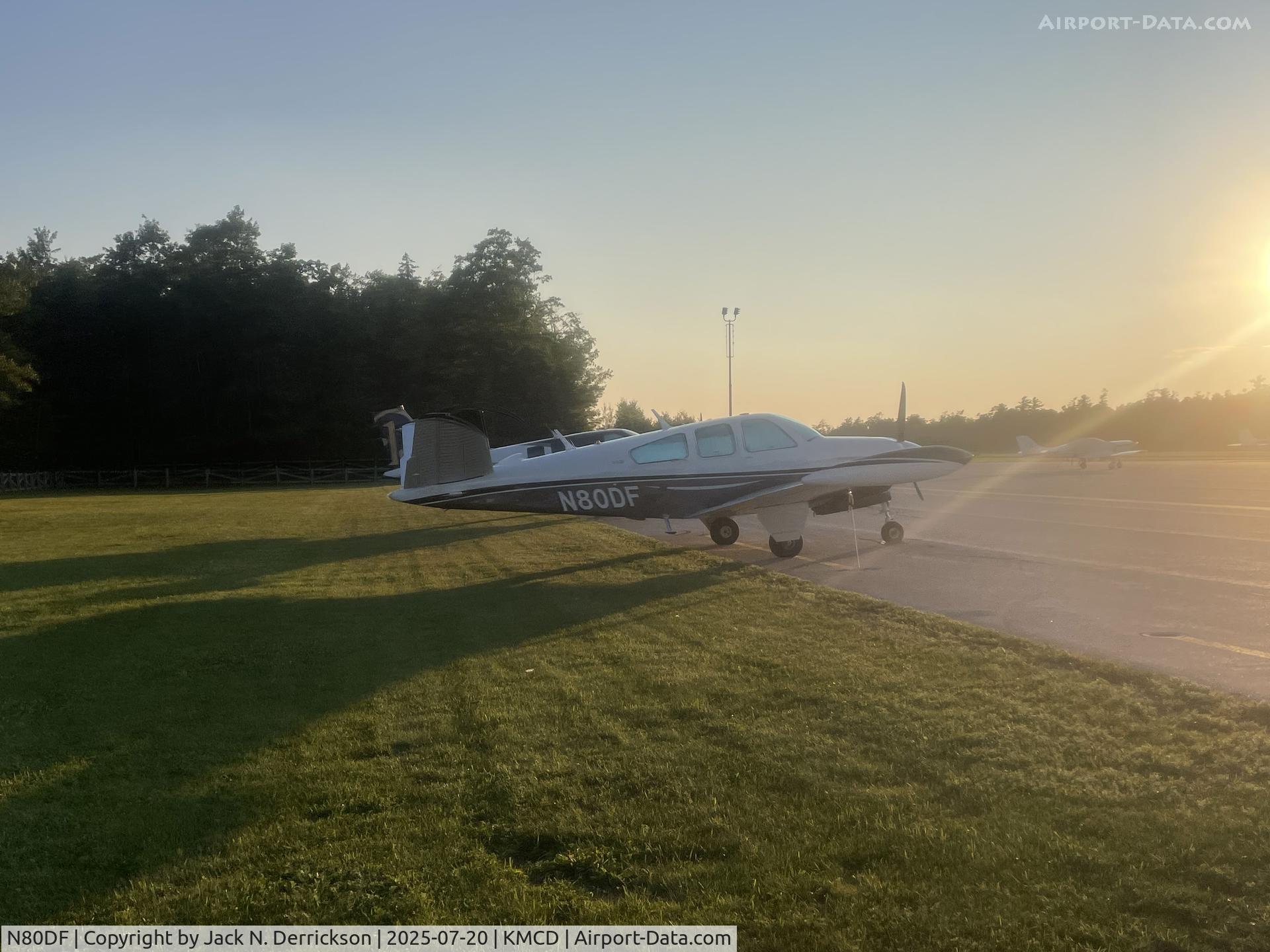 N80DF, 1976 Beech V35B Bonanza C/N D-9982, Mackinac Island N80DF, 1976 Beech V35B Bonanza C/N D-9982, Mackinac Island