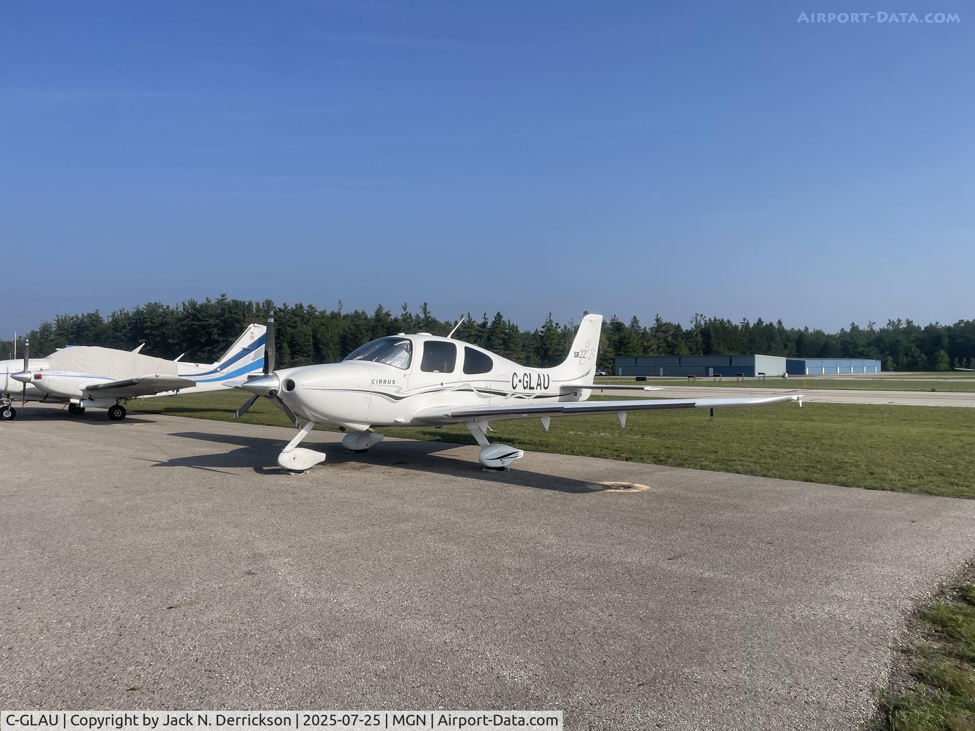 C-GLAU, 2004 Cirrus SR22 GTS C/N 1290, Harbor Springs C-GLAU, 2004 Cirrus SR22 GTS C/N 1290, Harbor Springs