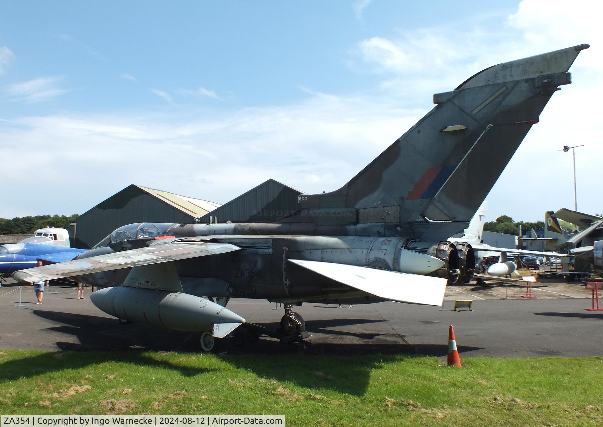ZA354, 1980 Panavia Tornado GR.1 C/N 030/BS007/3015, Panavia Tornado GR1 at the Yorkshire Air Museum, Elvington