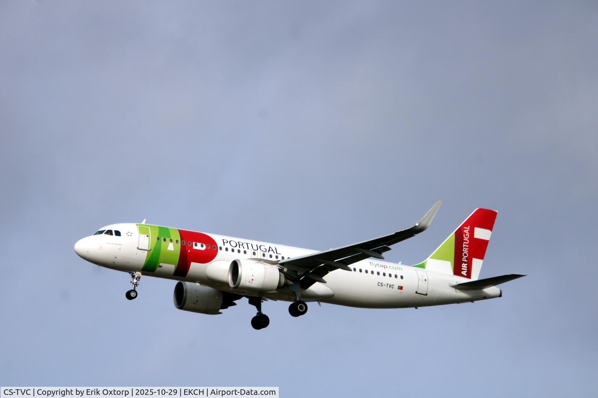 CS-TVC, 2019 Airbus A320-251NEO C/N 8831, CS-TVC landing rw 22L