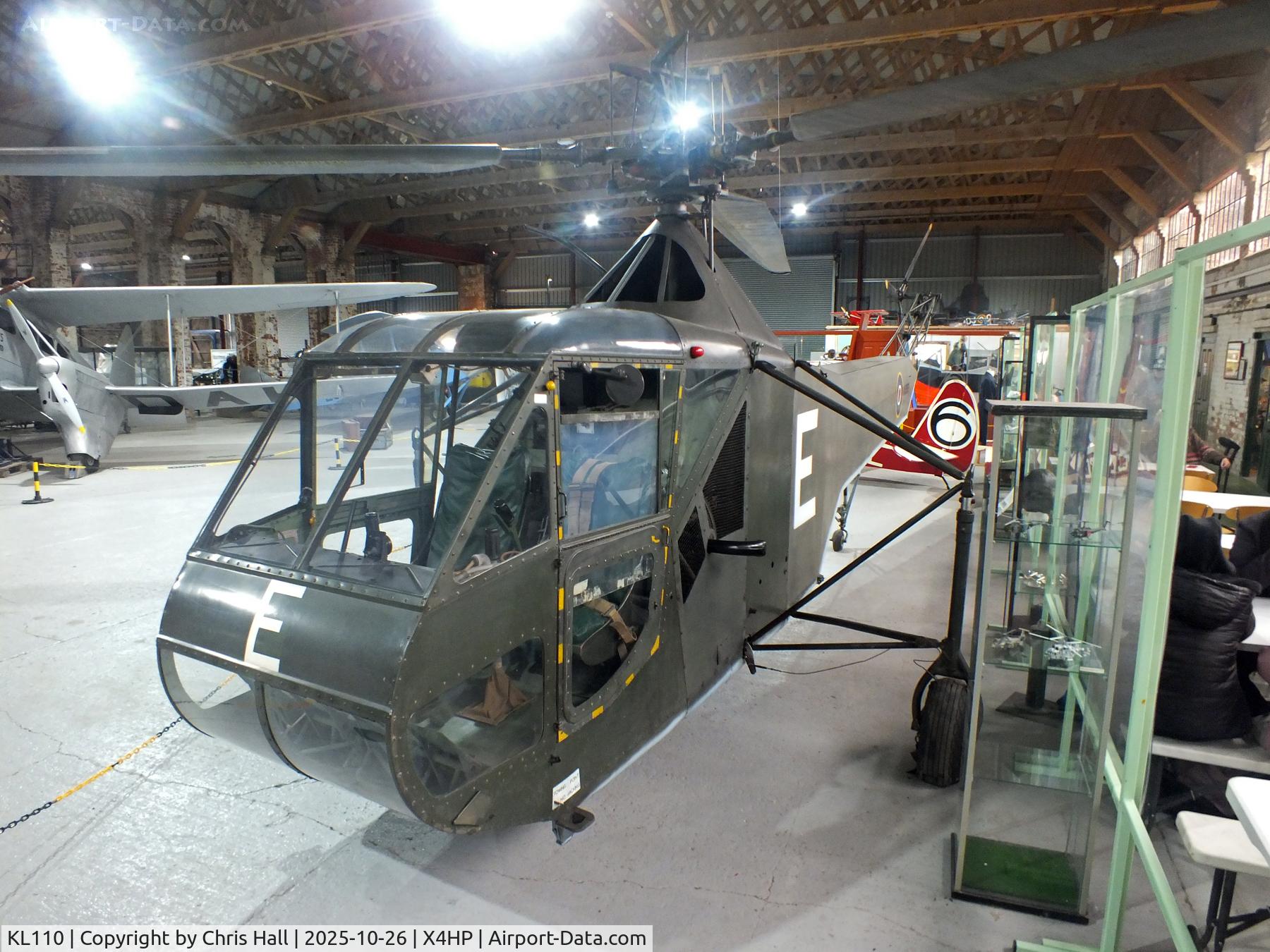 KL110, 1944 Sikorsky R-4B Hoverfly I C/N 140, Hooton Park 16/10/25 KL110, 1944 Sikorsky R-4B Hoverfly I C/N 140, Hooton Park 16/10/25