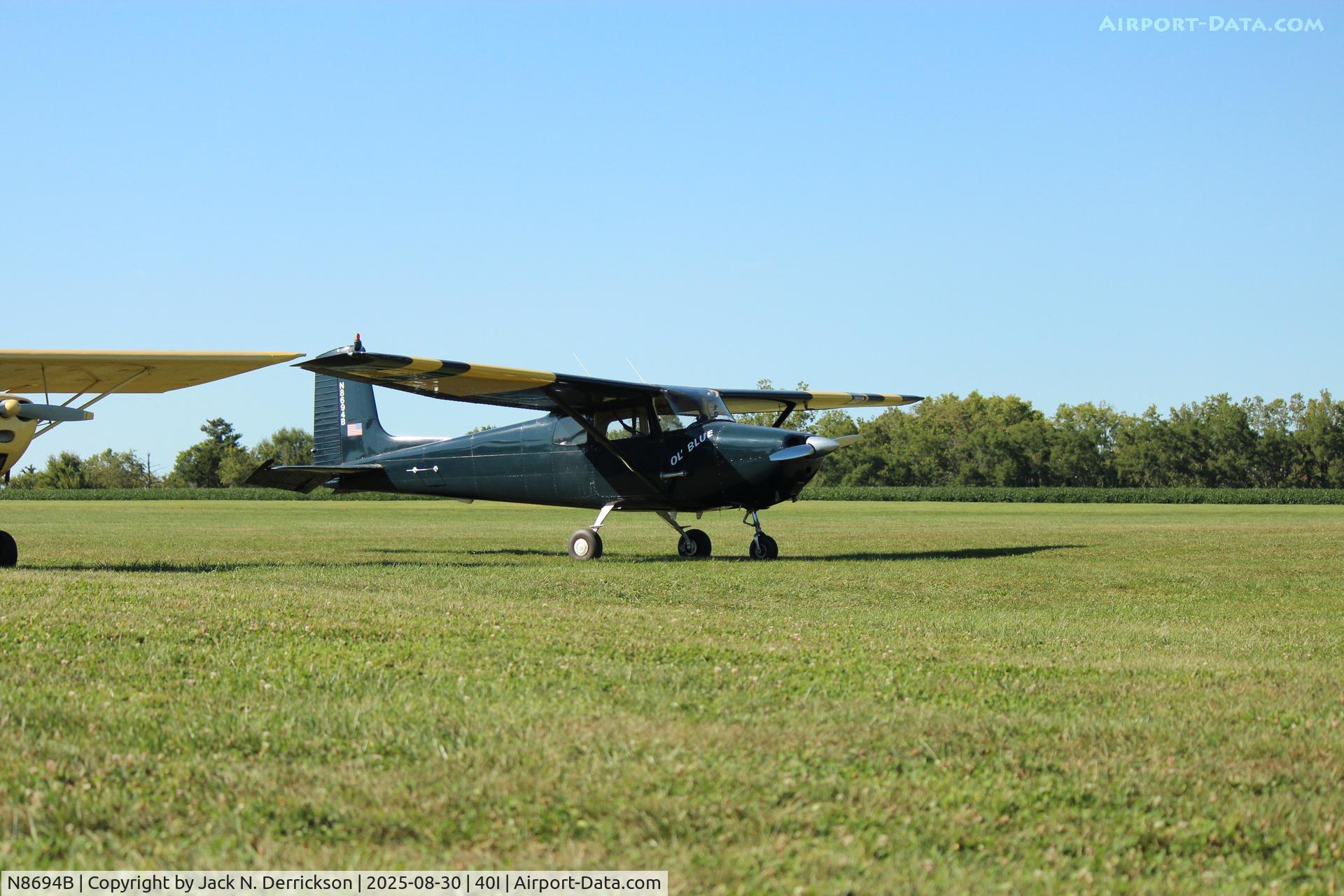 N8694B, 1957 Cessna 172 C/N 36394, 2025 40I airshow N8694B, 1957 Cessna 172 C/N 36394, 2025 40I airshow