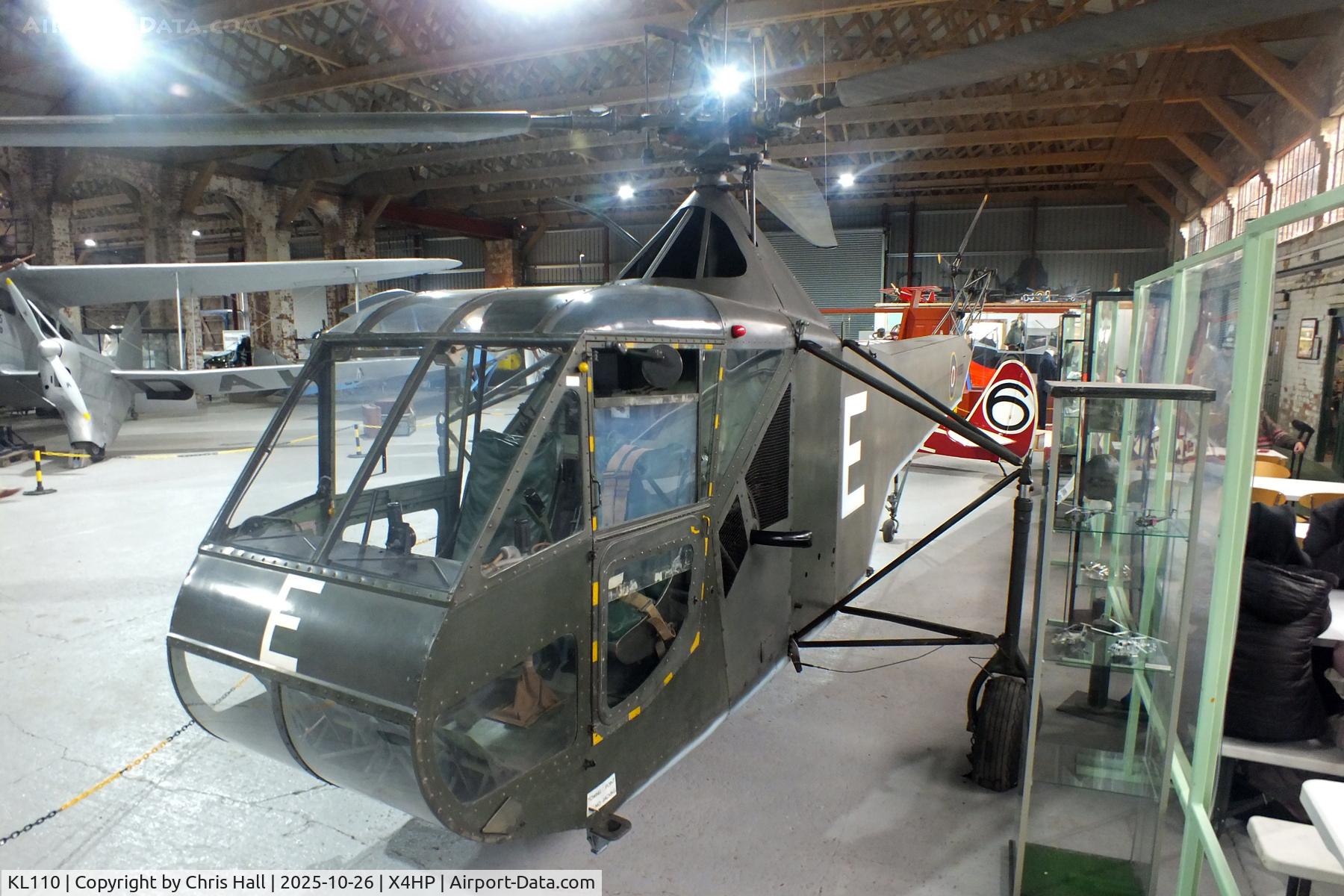 KL110, 1944 Sikorsky R-4B Hoverfly I C/N 140, Hooton Park 16/10/25 KL110, 1944 Sikorsky R-4B Hoverfly I C/N 140, Hooton Park 16/10/25