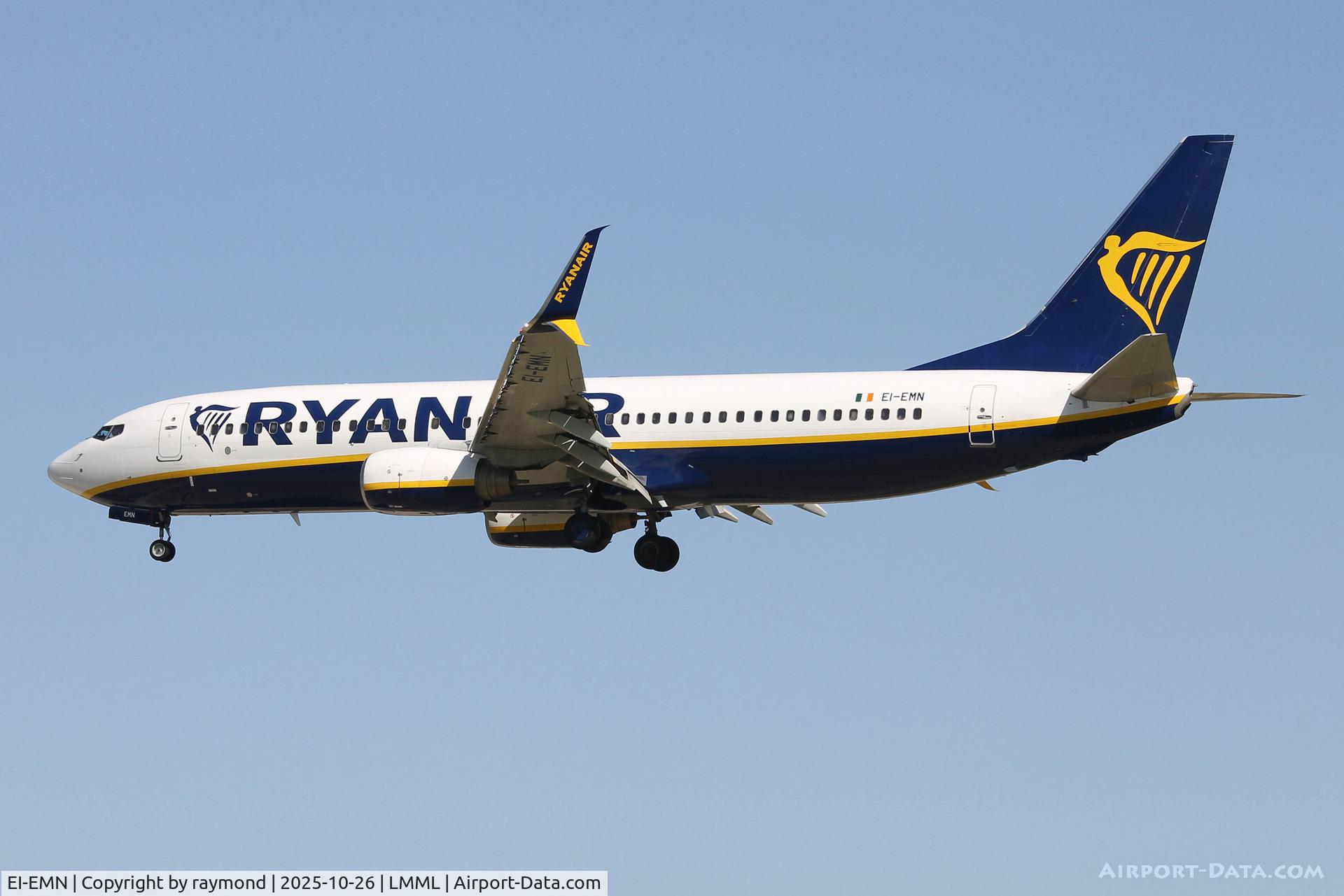 EI-EMN, 2010 Boeing 737-8AS C/N 38515, Ryanair Boeing 737-8AS reg EI-EMN landing in Malta.