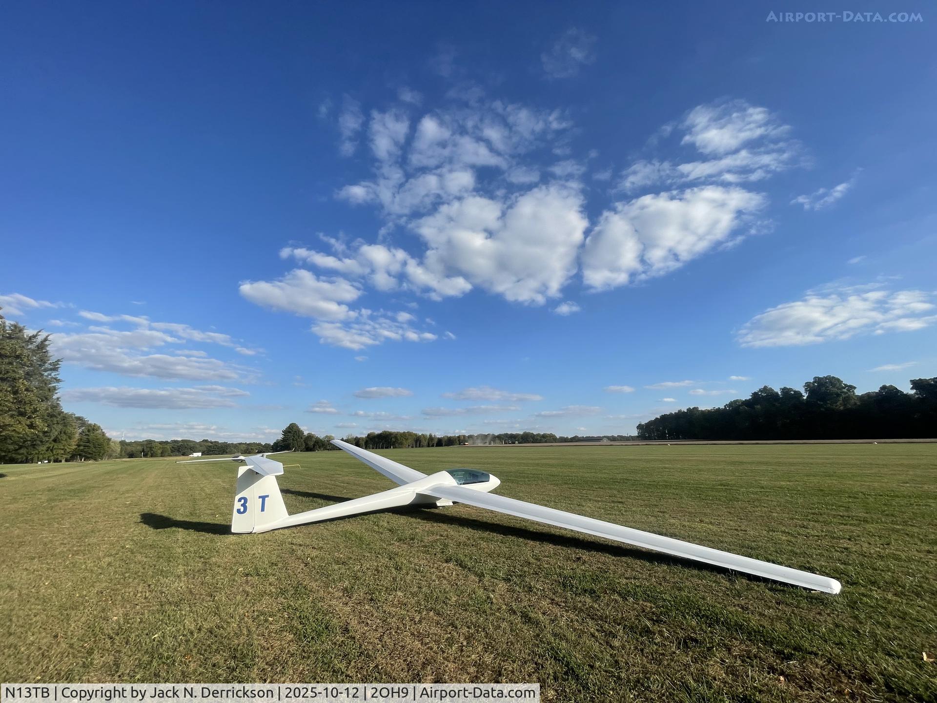 N13TB, 1977 Rolladen-Schneider LS-3 C/N 3292, CCSC N13TB, 1977 Rolladen-Schneider LS-3 C/N 3292, CCSC