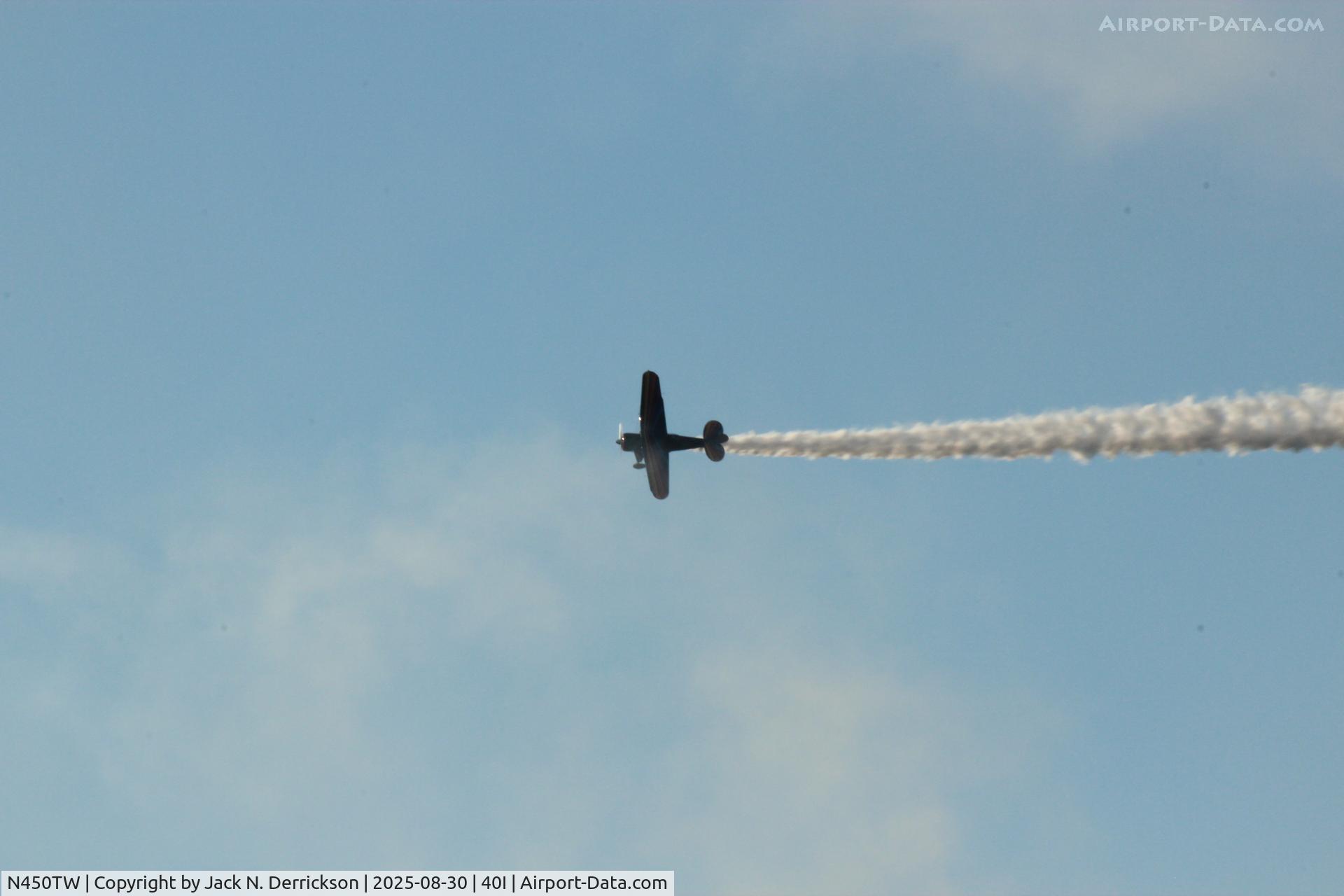 N450TW, 1989 WACO Taperwing T-10 Replica C/N TA1, 2025 40I Airshow N450TW, 1989 WACO Taperwing T-10 Replica C/N TA1, 2025 40I Airshow
