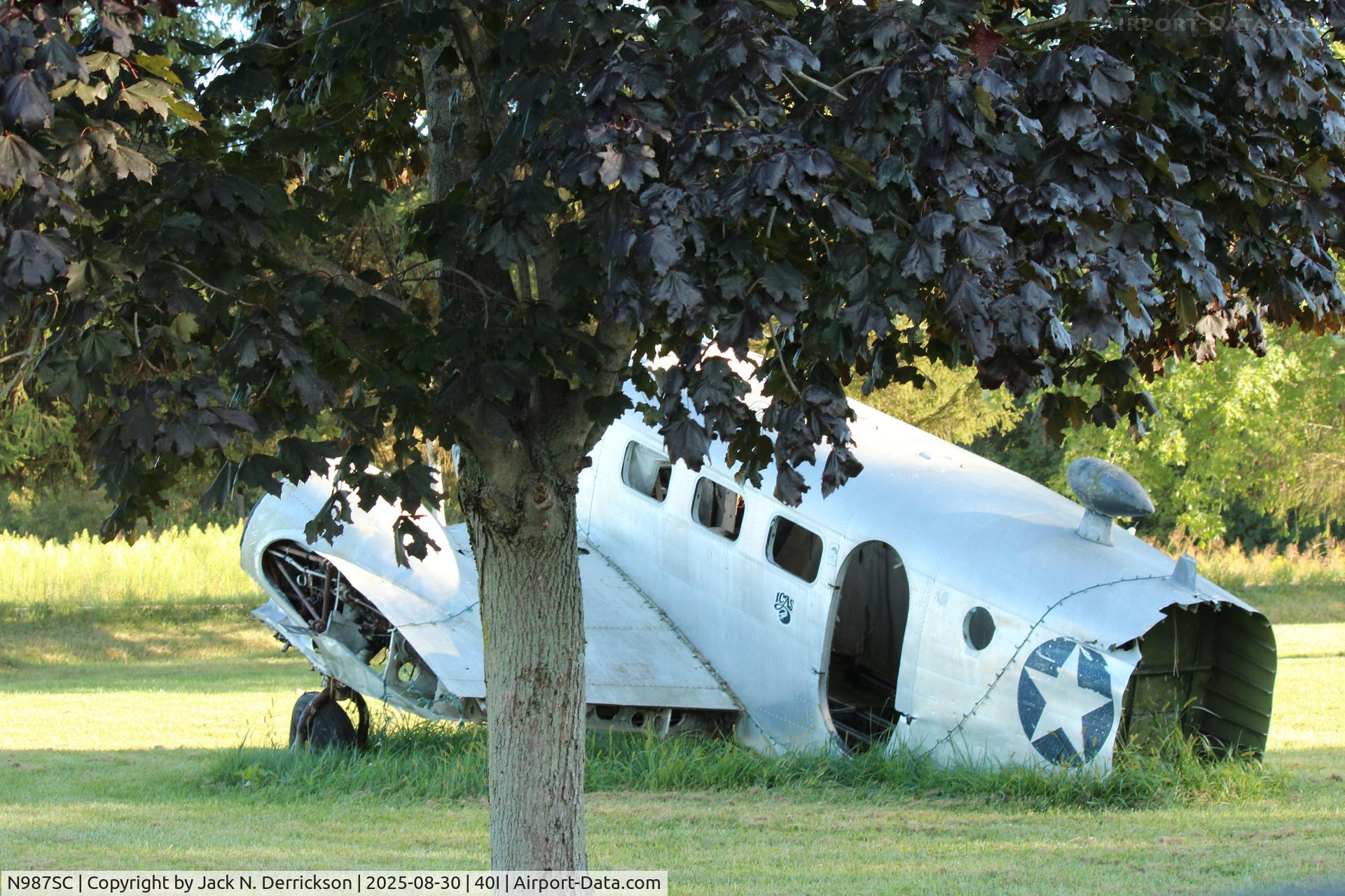 N987SC, 1942 Beech UC-45J Expeditor C/N 23815, 2025 40I Airshow N987SC, 1942 Beech UC-45J Expeditor C/N 23815, 2025 40I Airshow