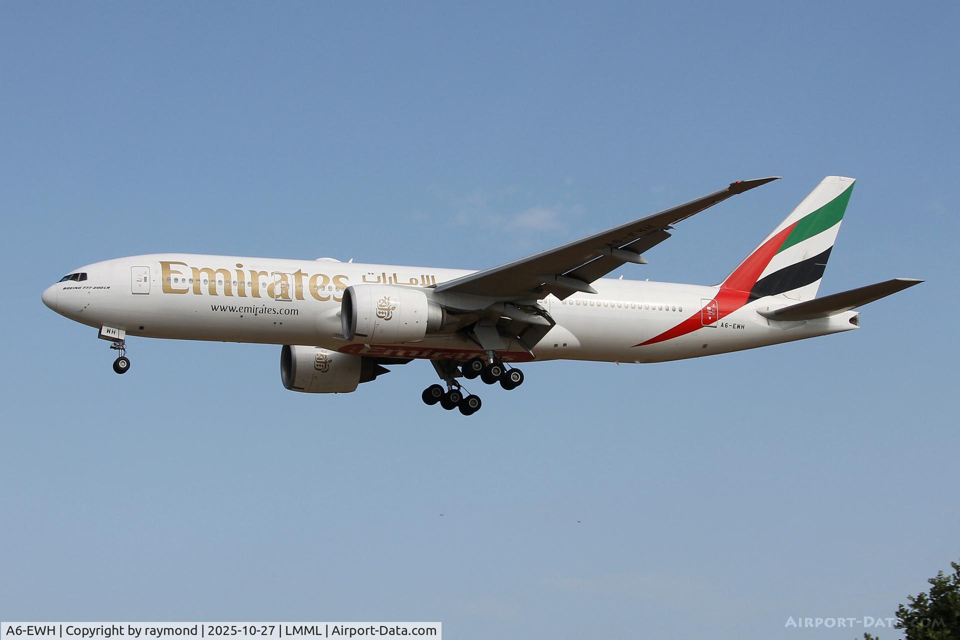 A6-EWH, 2008 Boeing 777-21H/LR C/N 35587, Emirates Airlines Boeing 777-21H/LR reg A6-EWH inbound for RW31 Malta from Larnaca.