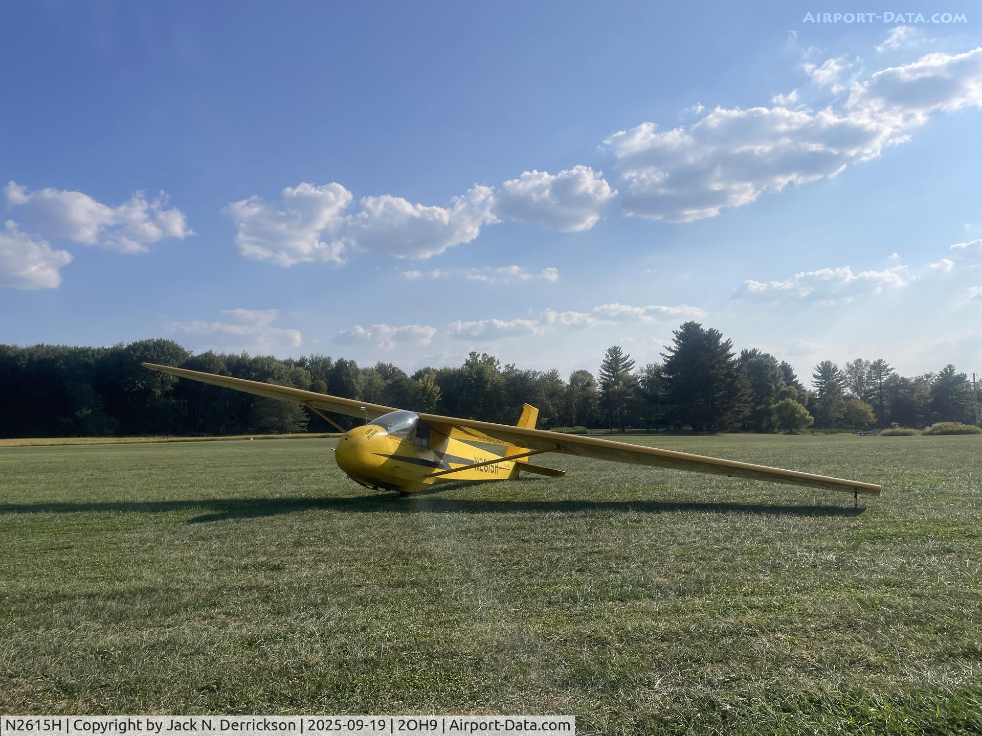 N2615H, 1976 Schweizer SGS 2-33A C/N 435, Took it to I-75 and back, probably the first time a CCSC 2-33 has gone that far from 2OH9 in years. N2615H, 1976 Schweizer SGS 2-33A C/N 435, Took it to I-75 and back, probably the first time a CCSC 2-33 has gone that far from 2OH9 in years.