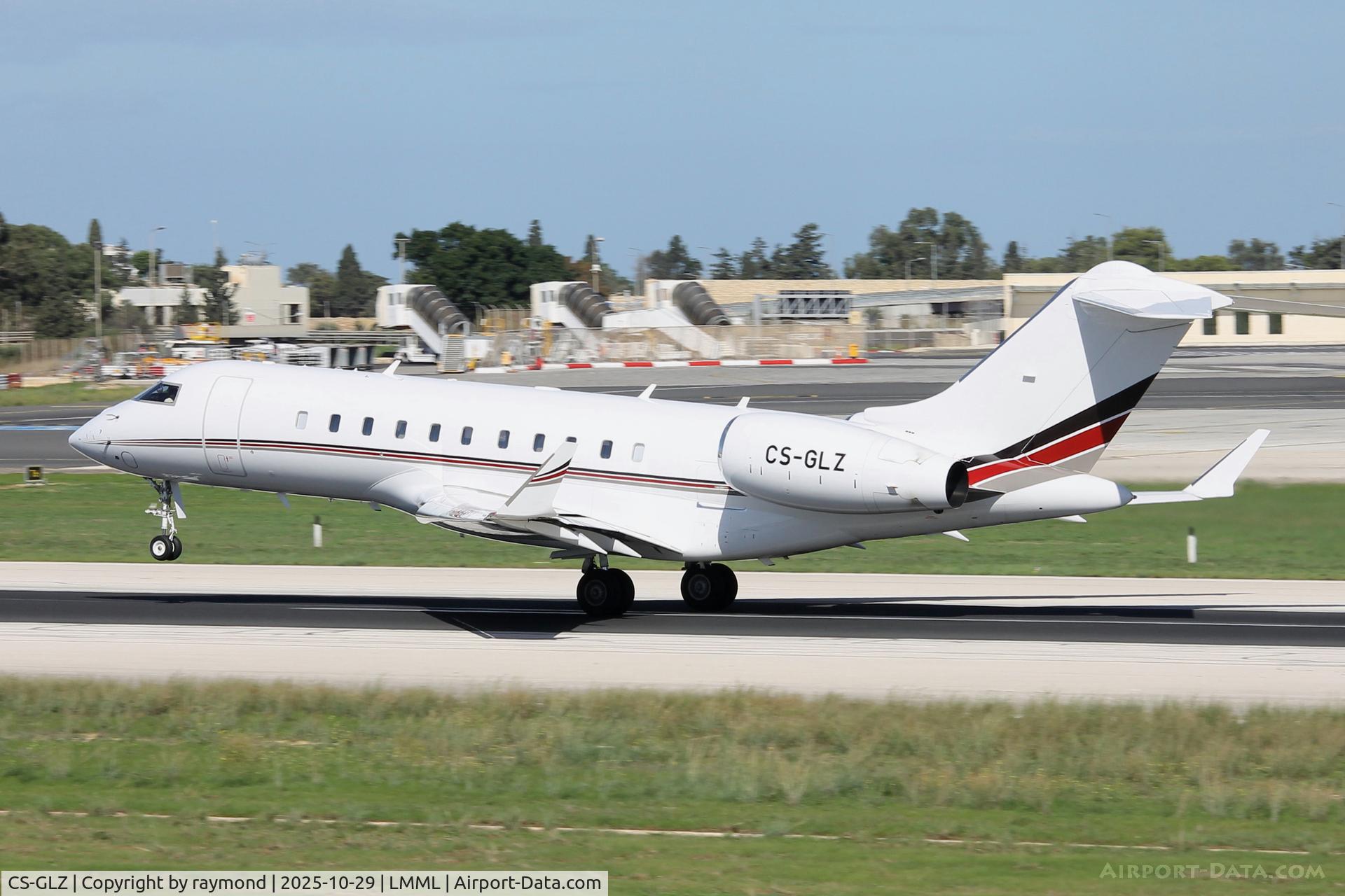 CS-GLZ, 2013 Bombardier BD-700-1A10 Global 5000 C/N 9531, Netjets Bombardier BD-700-1A10 Global 5000 reg CS-GLZ on rotation RW31 Malta.