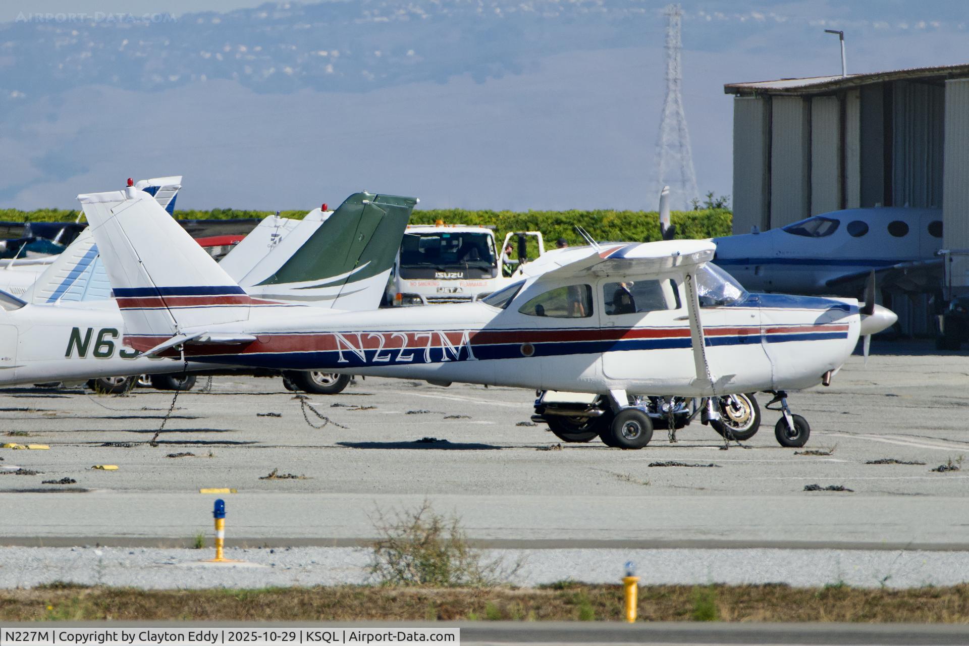 N227M, 1964 Cessna 172E C/N 17251565, San Carlos airport in California 2025